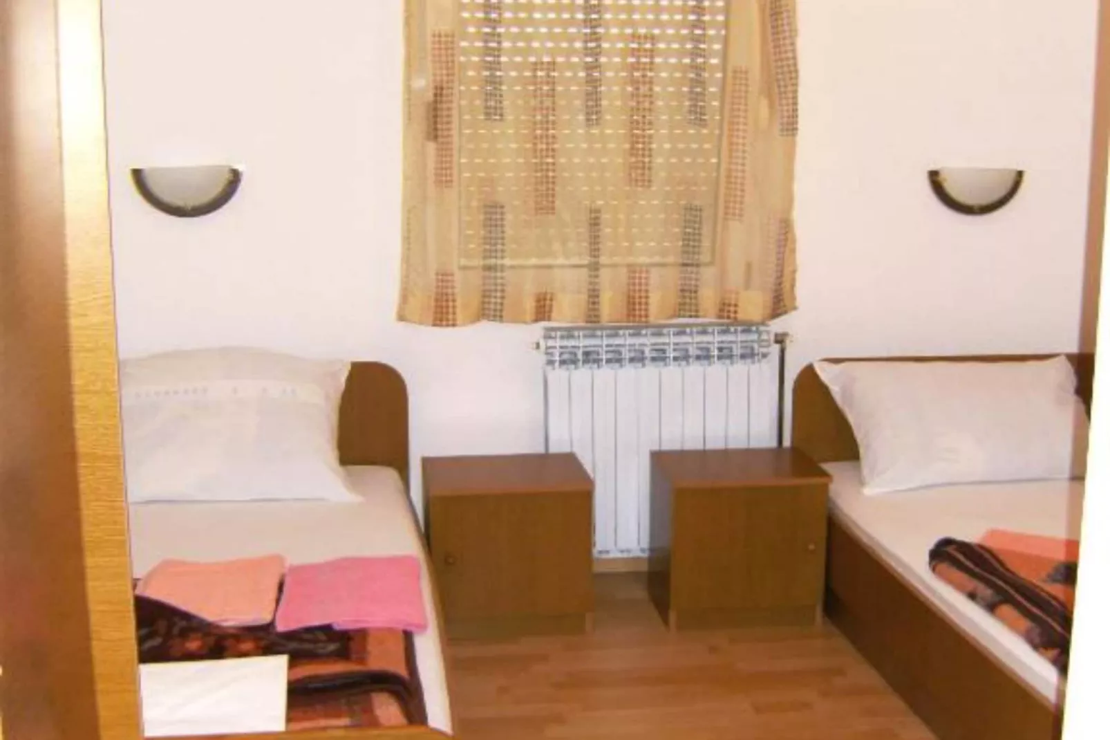Twin room 7