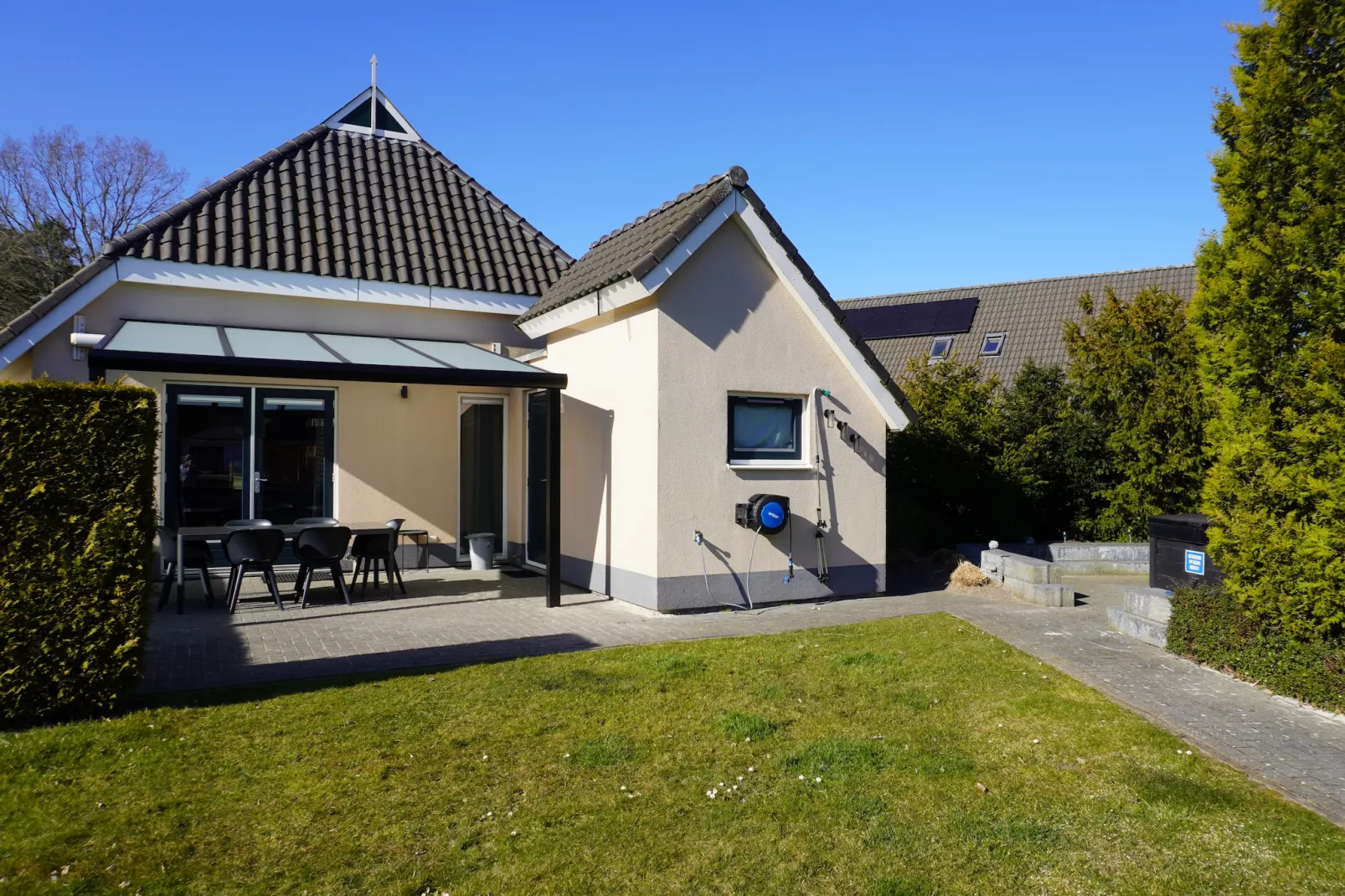 6 pers. Vosseberghuis Prestige met buitenspa