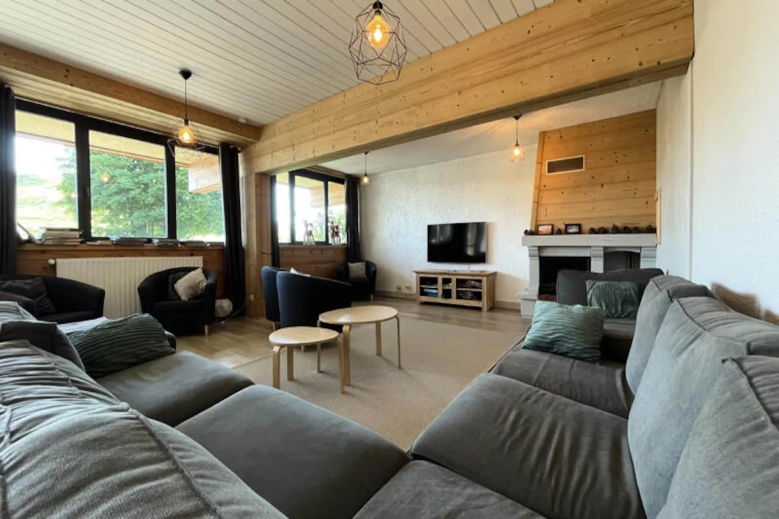 Mobil Home - Bungalow - Cottage à Albepierre Bredons