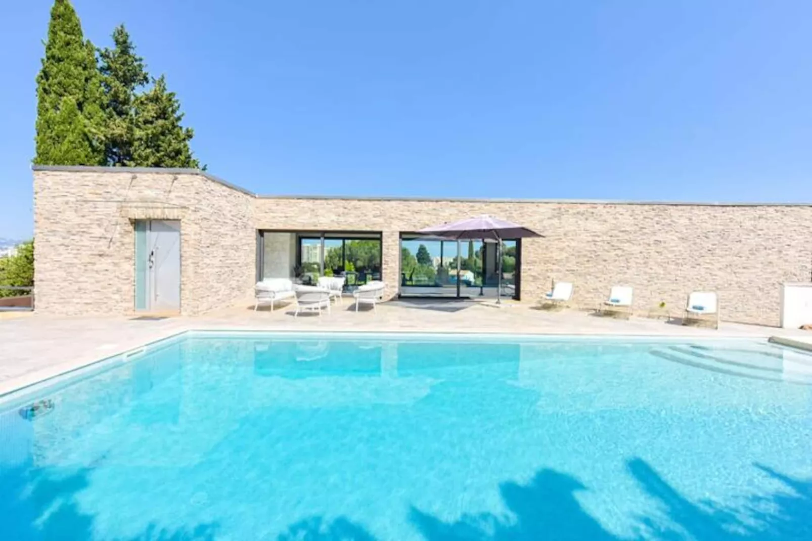 Résidence Villa D’architecte Avec Piscine Chauffée Pour 10 !