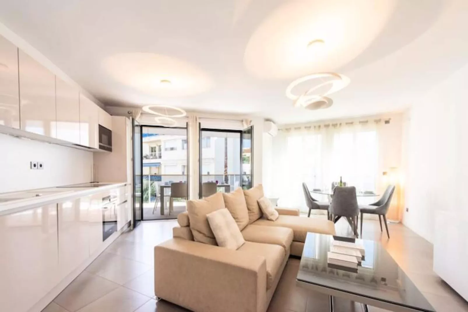 Résidence 3p Piscine, Parking Et Plages à 100m