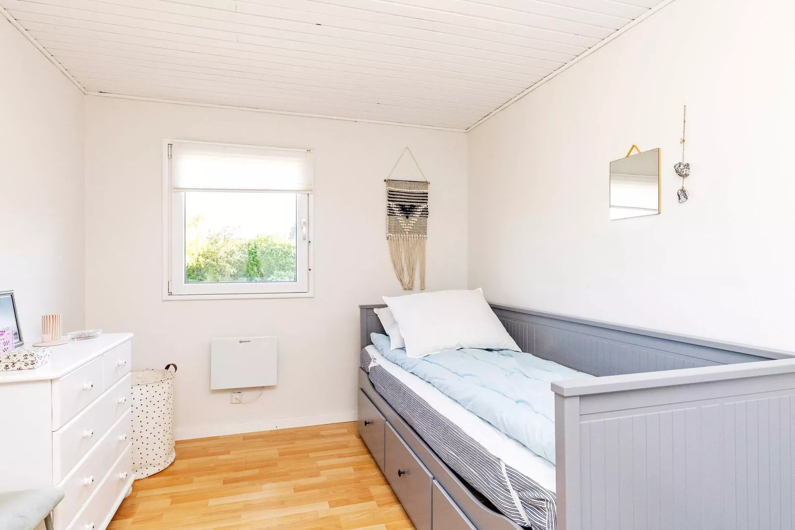 6 person holiday home in Karrebæksminde-By Traum-Indoor