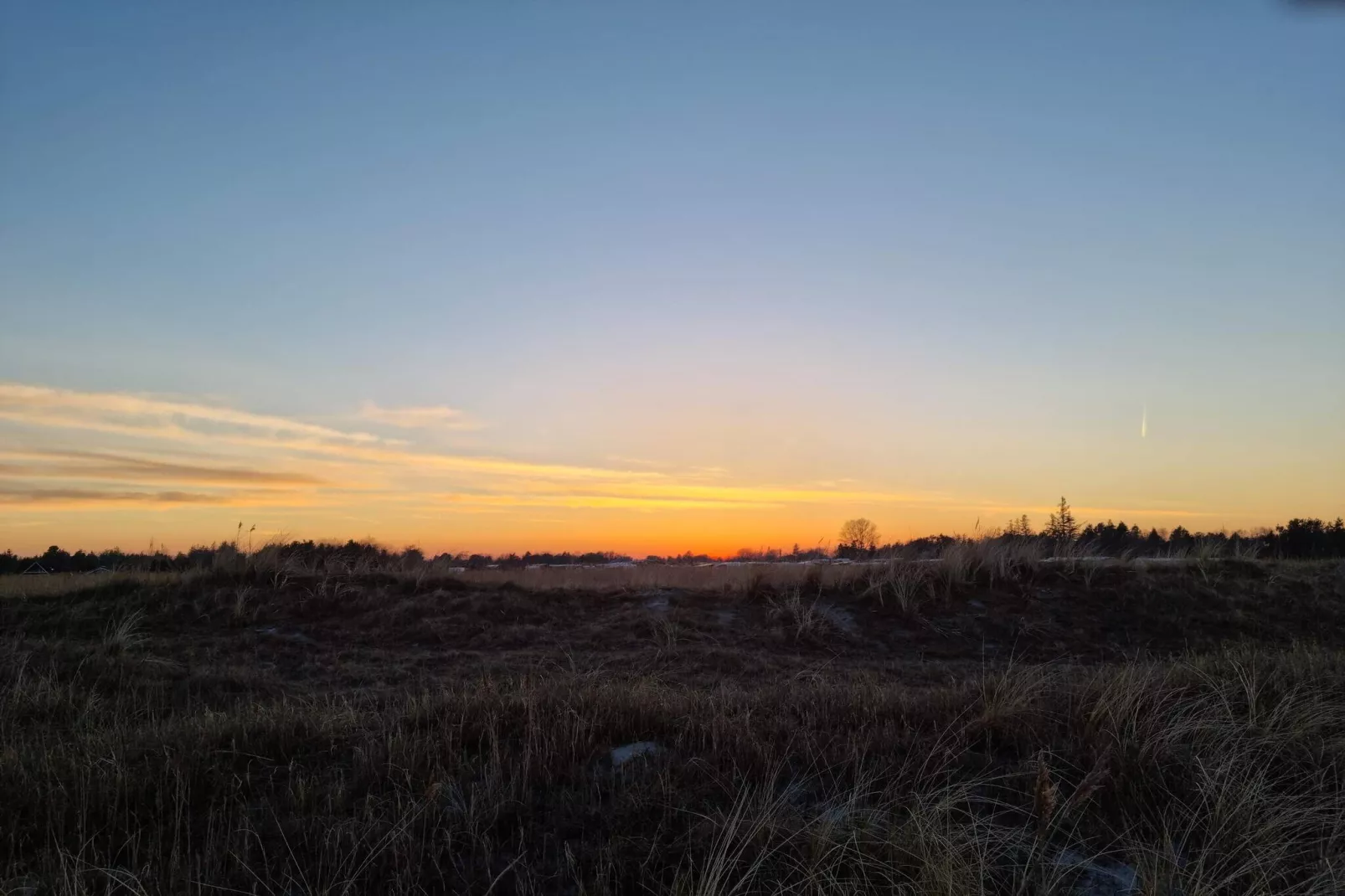 Bright Cottage by the Lagoon-By Traum-Untagged