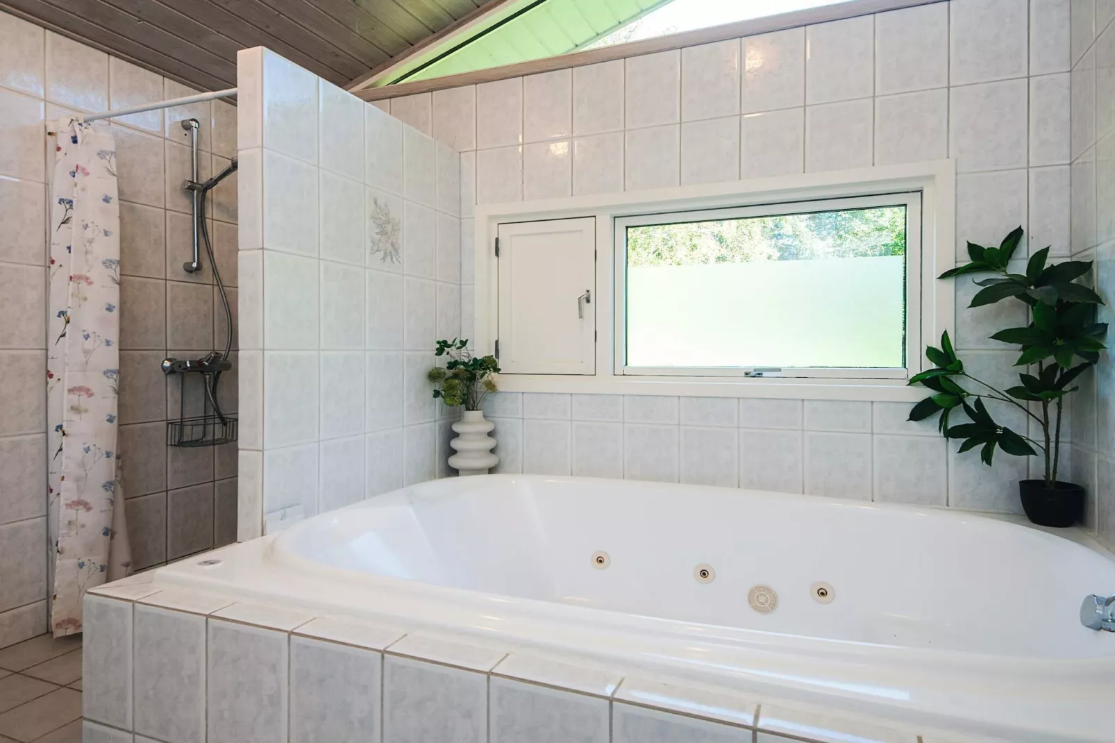 Luxury Spa Retreat in Blavand - By Traum Ferienwohnungen-Spa