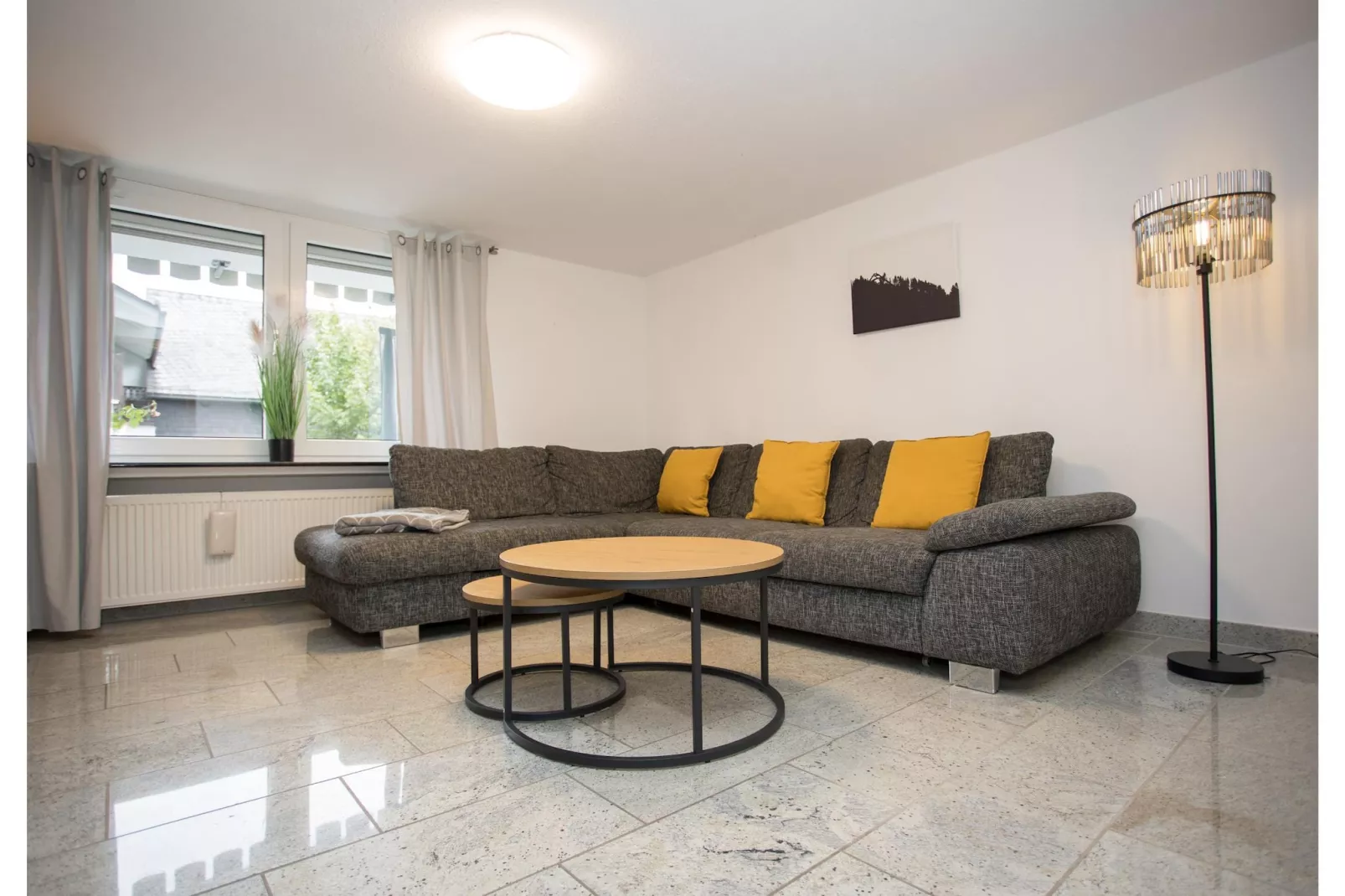 Neuastenberger Straße 4 - Neuastenberg-Salon