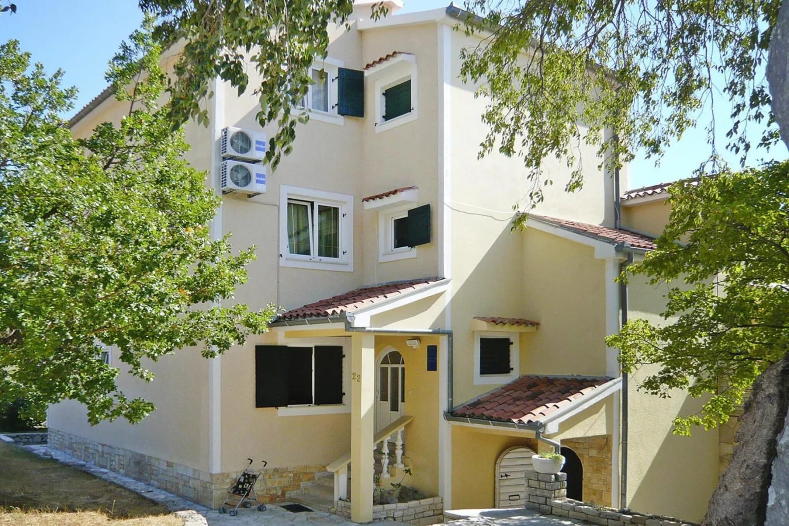 Apartments Grande Vista Starigrad PaklenicaSD62 A-02 - 7 Pers-Außenbereich Sommer
