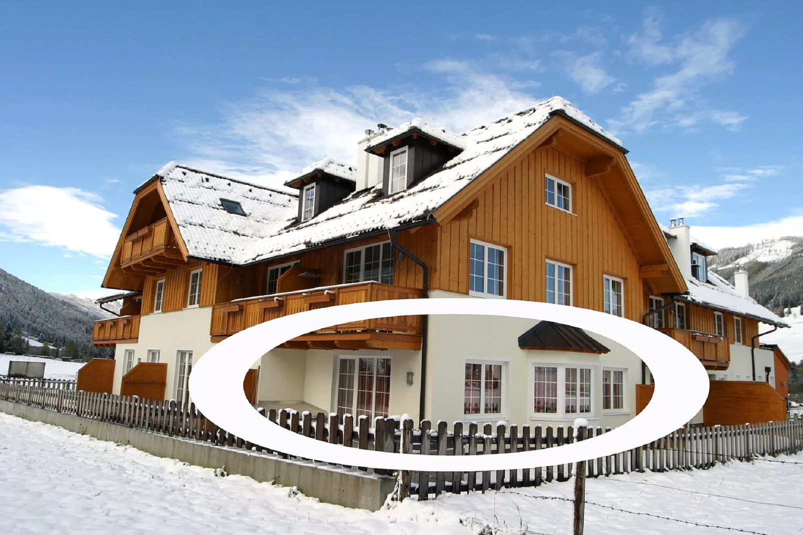 Appartement An der Piste-Exterior in winter