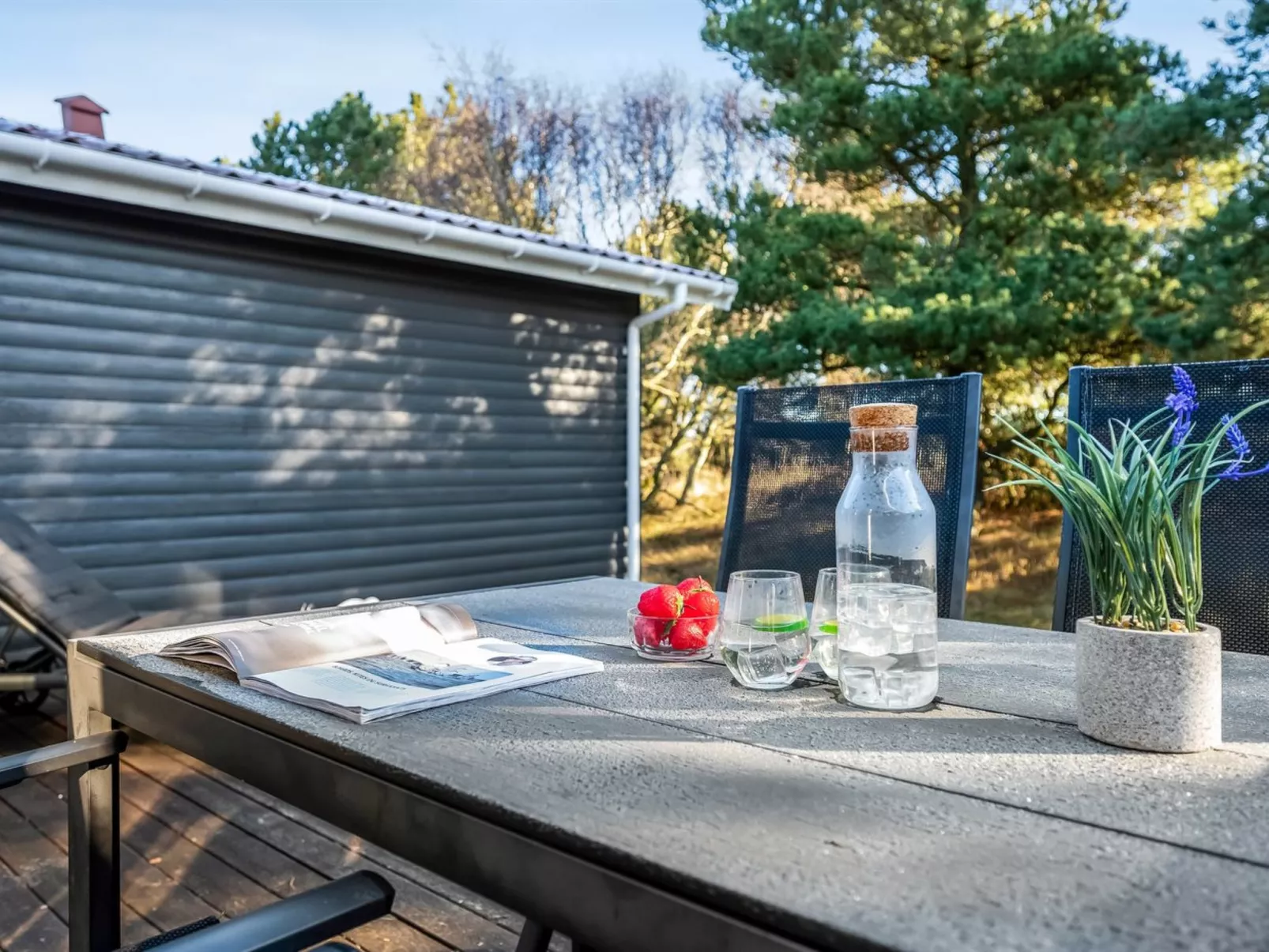 "Jula" - 800m from the sea