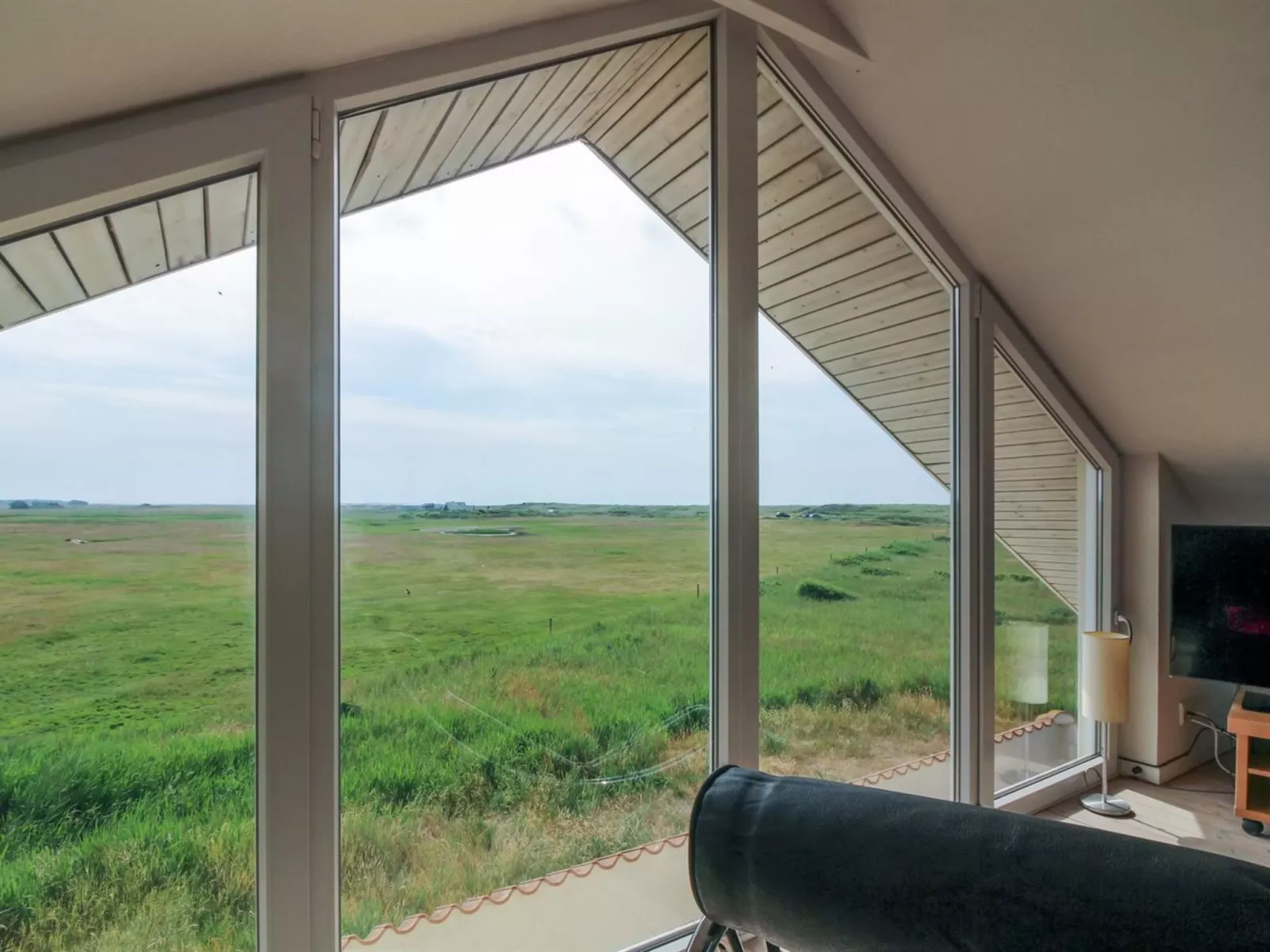 "Botilla" - 150m from the sea