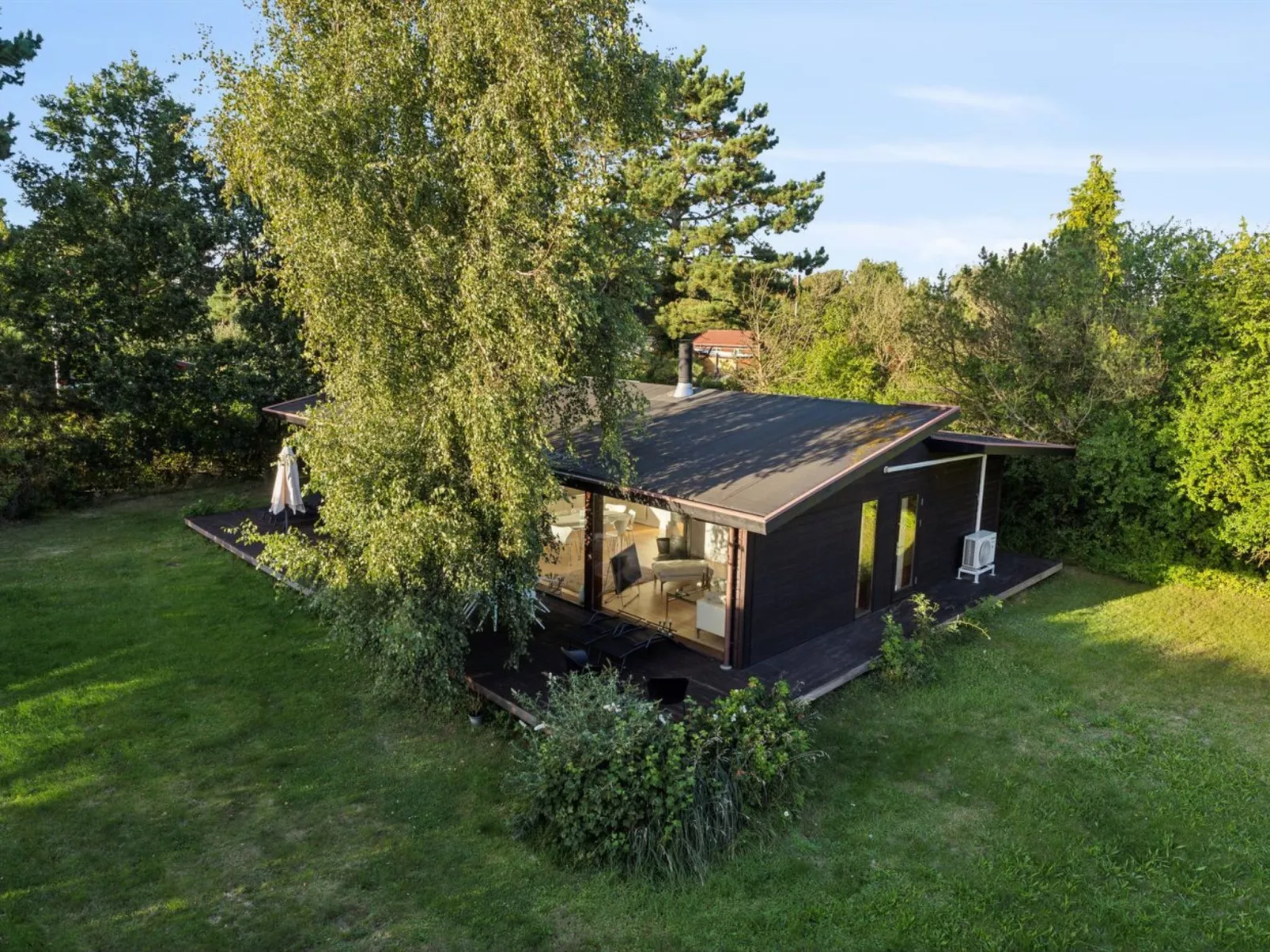 "Erikka" - 300m to the fjord