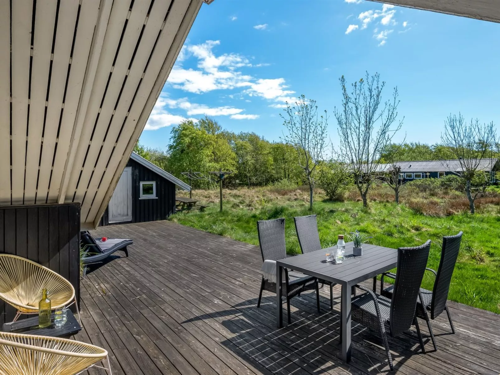 "Maxie" - 1.2km from the sea