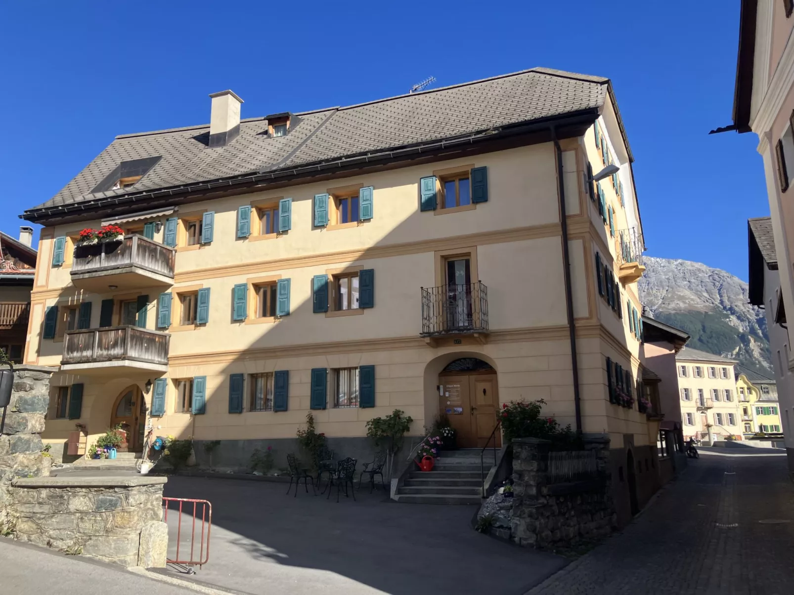 Ferienwohnungen Chasa Werro