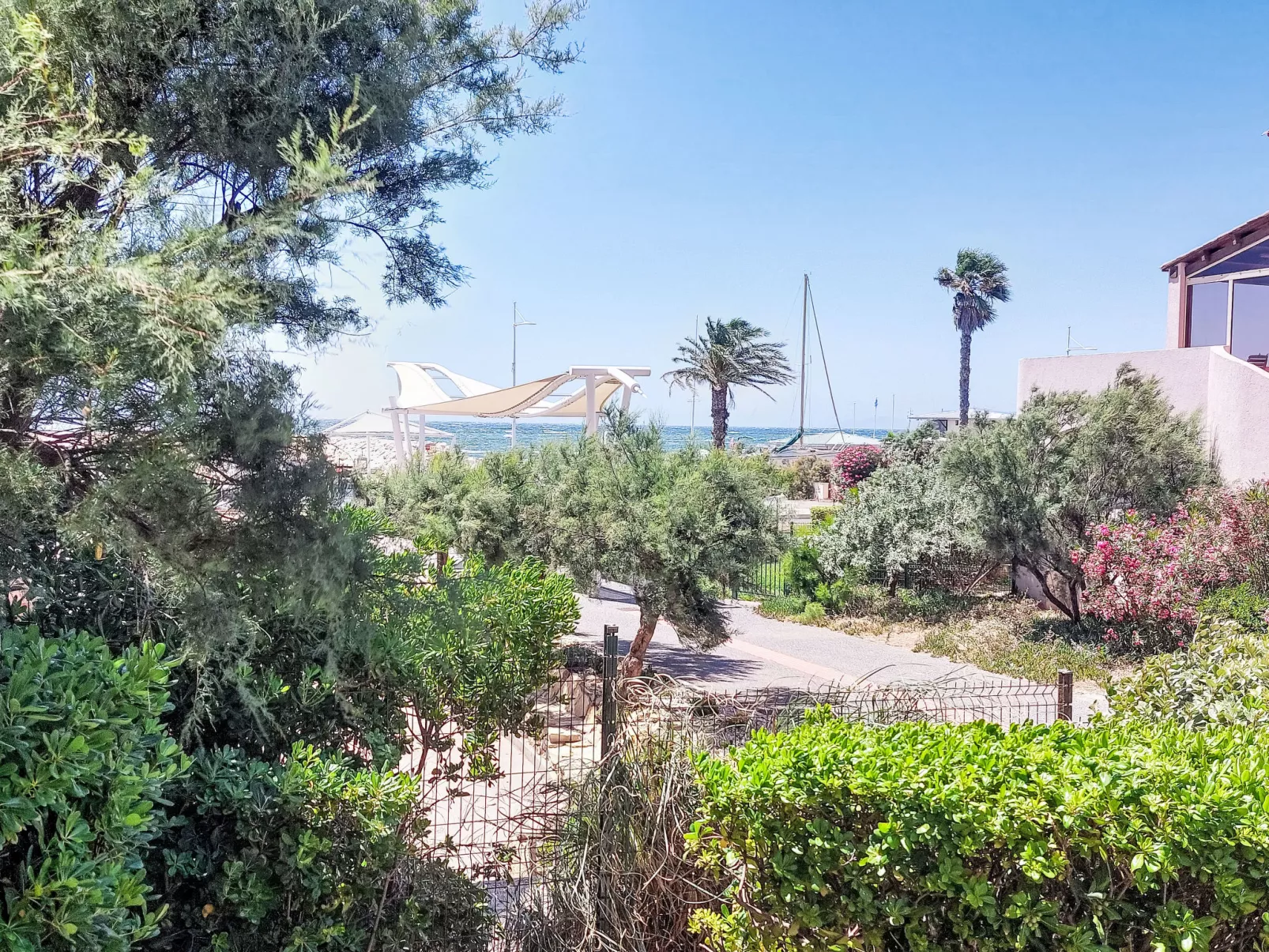 Les Rivages de Coudoulière-Outside