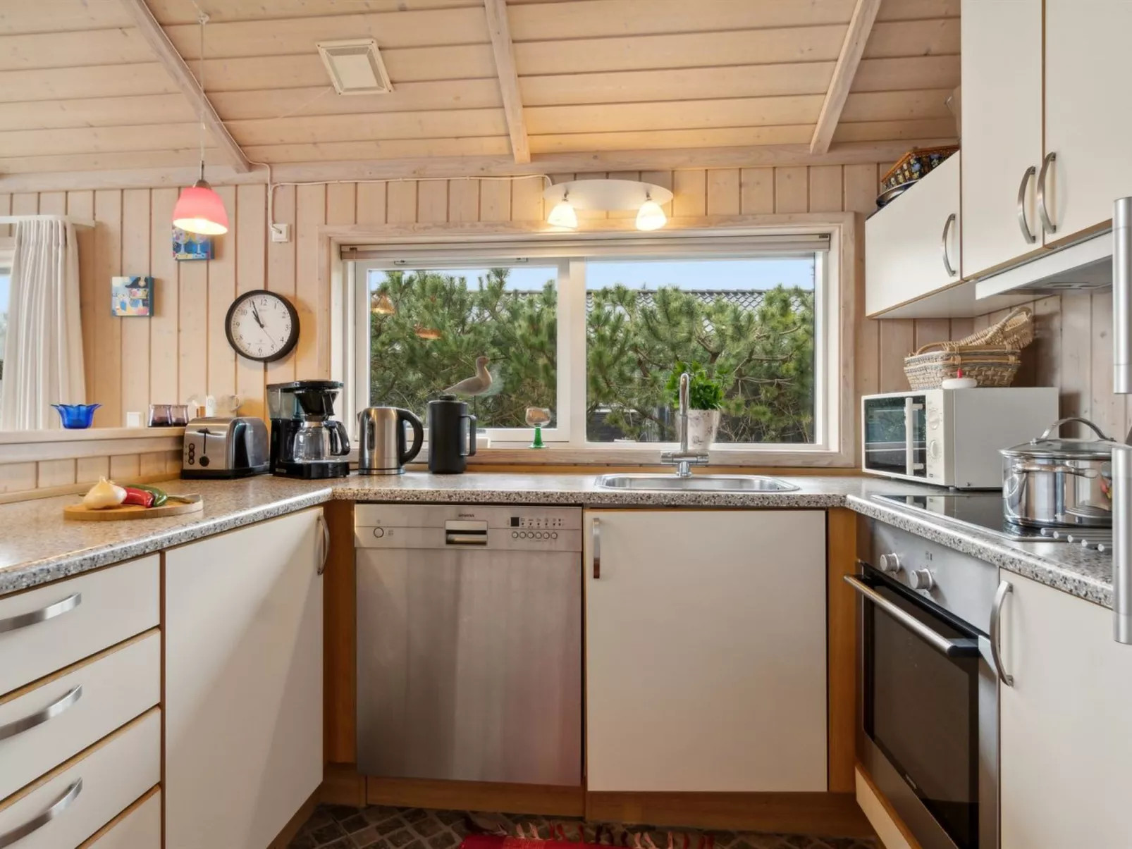 "Hane" - 150m from the sea