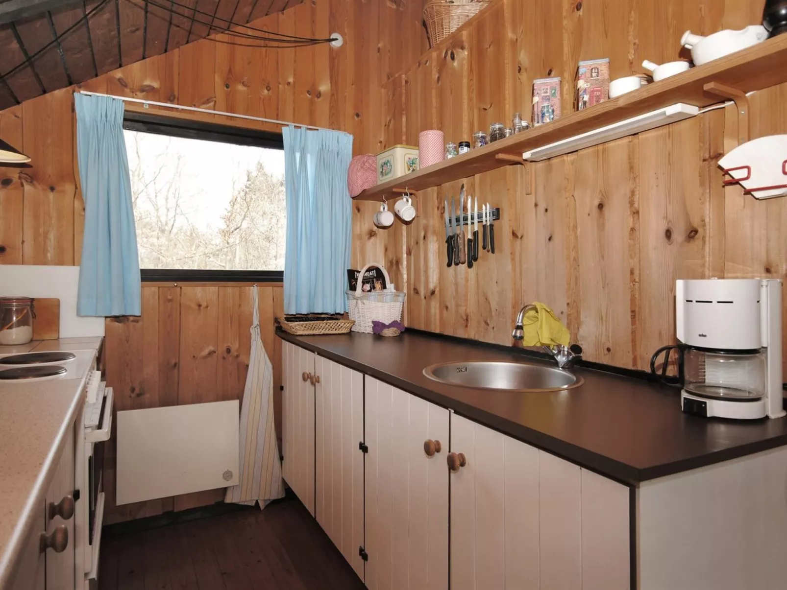 "Deni" - 4km from the sea