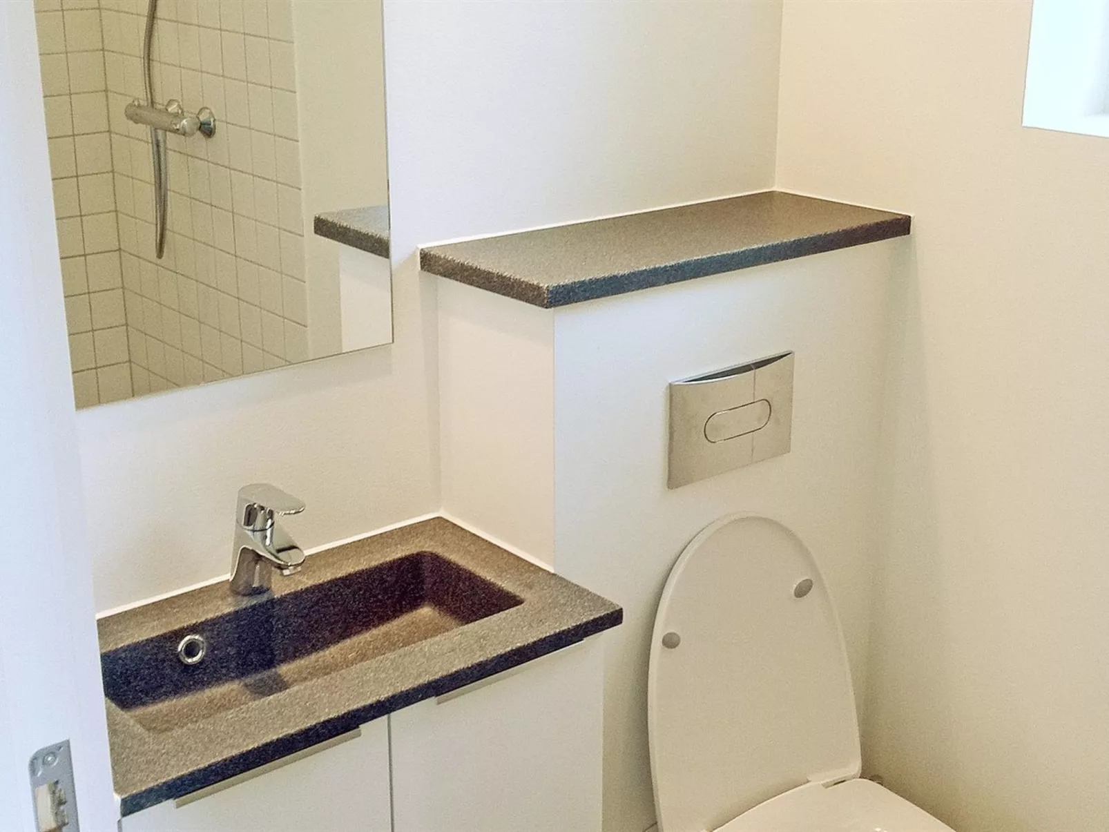 "Ugot" - 750m from the sea