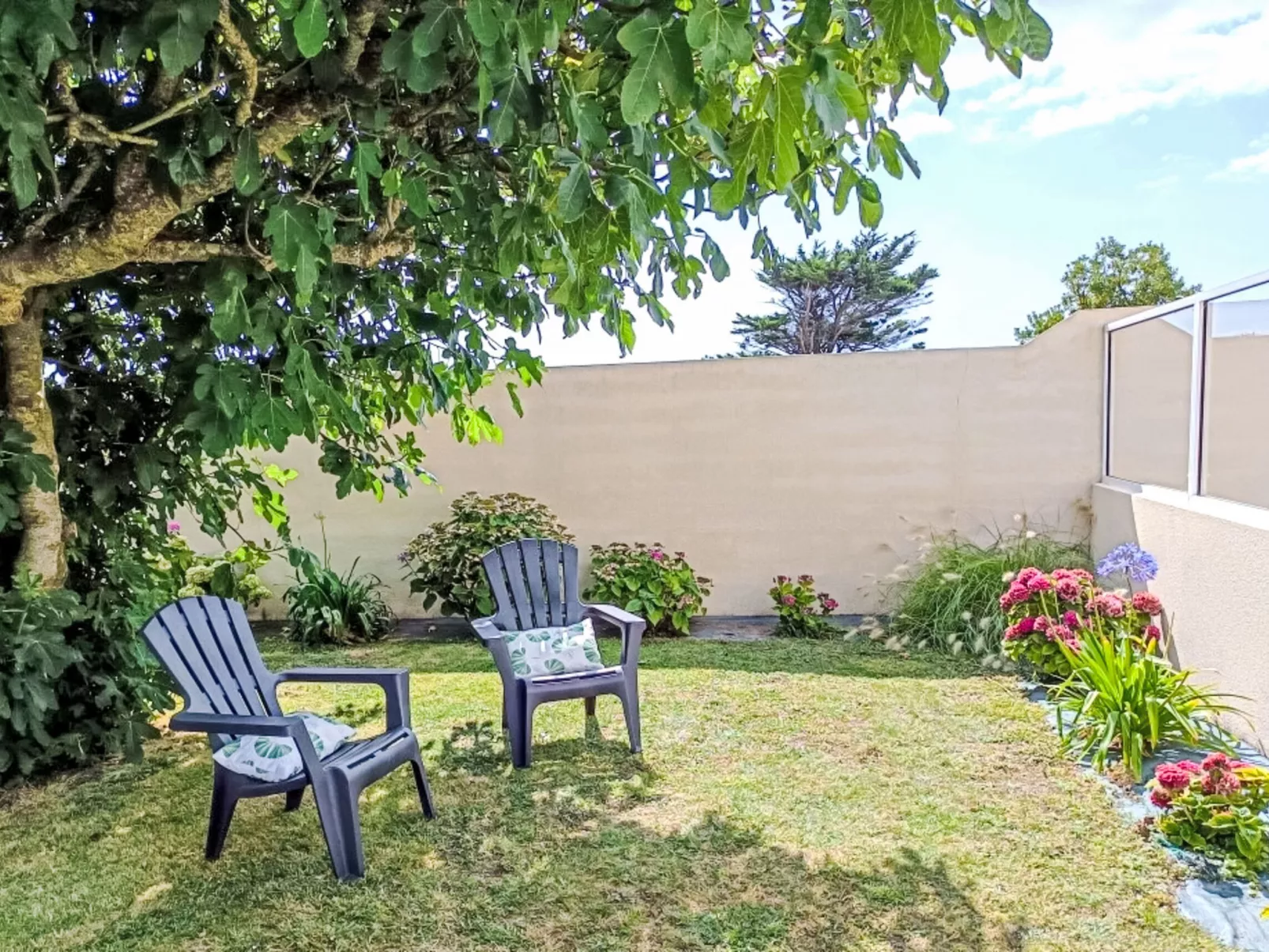 Sables Blancs-Outside