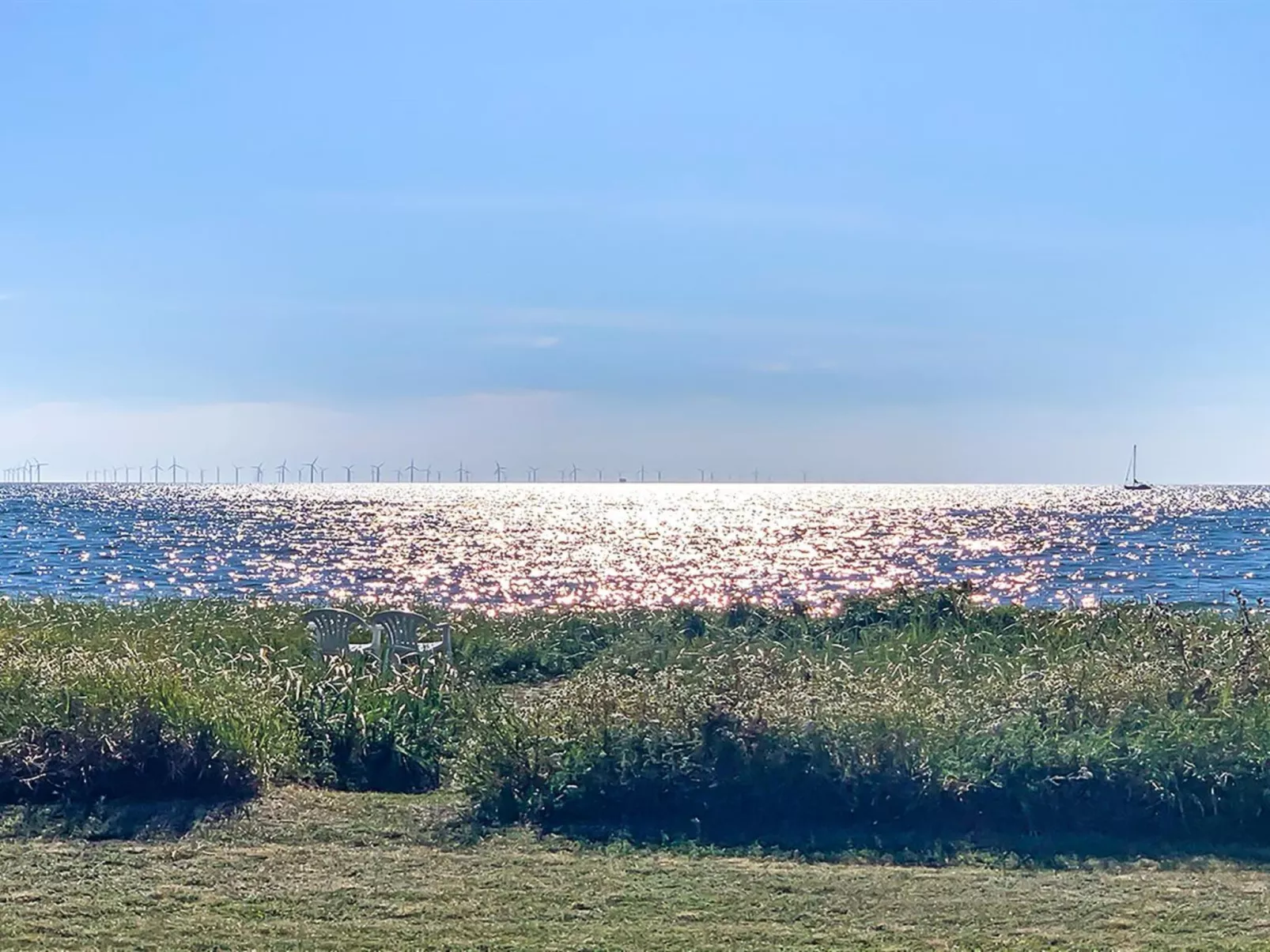 "Stacie" - 10m from the sea