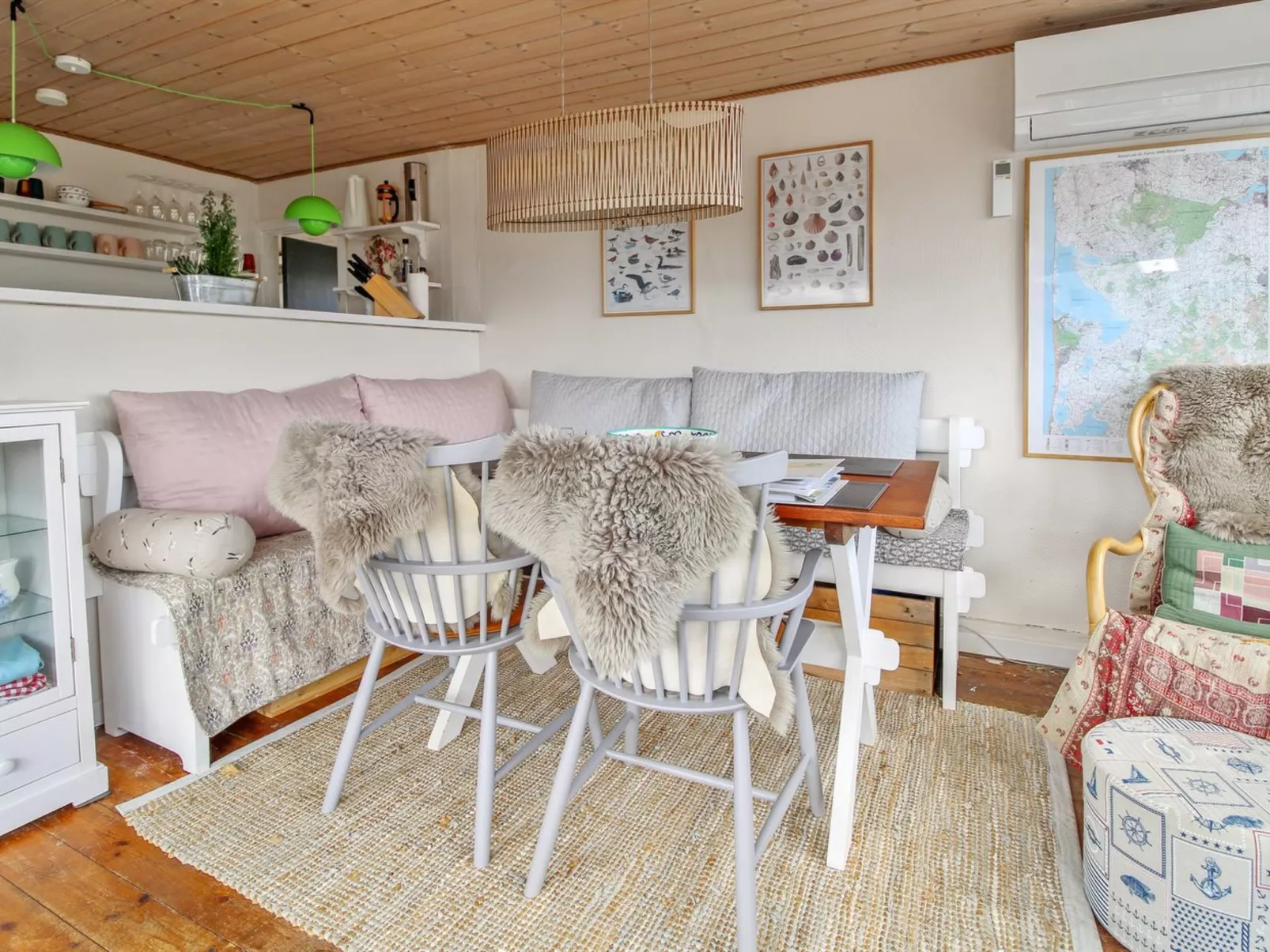 "Jorie" - 100m from the sea