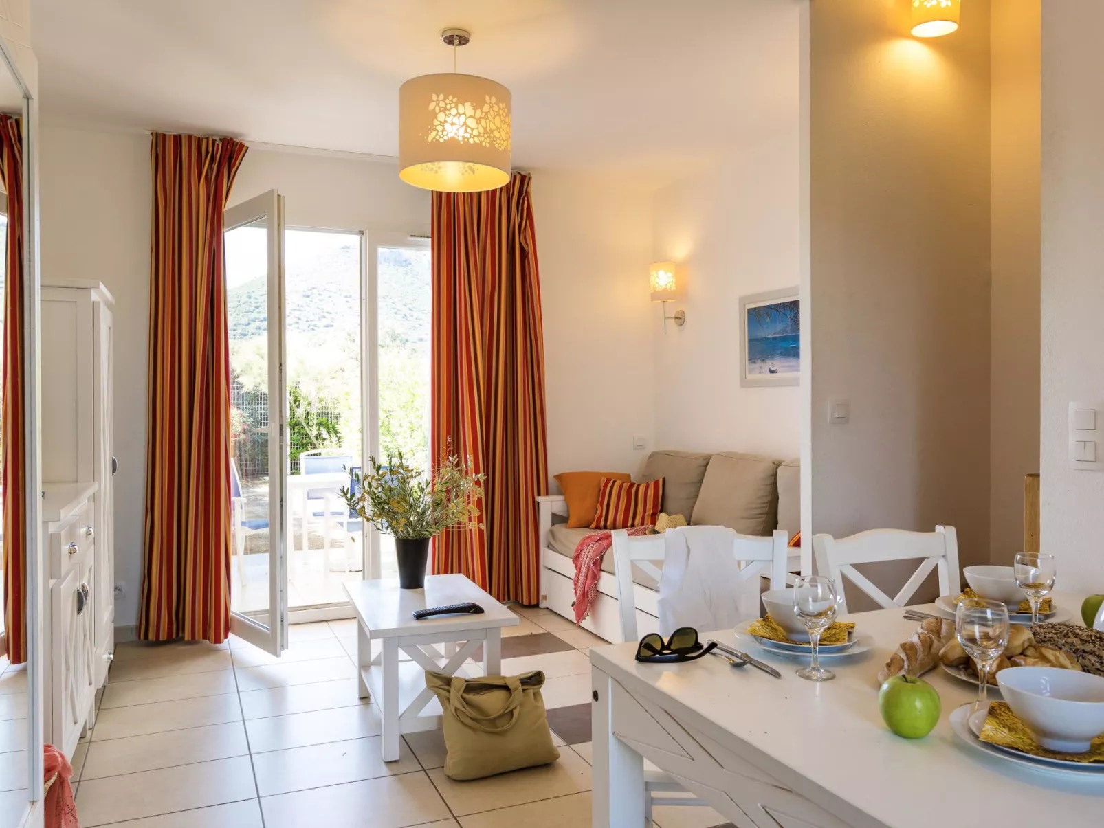 Odalys Référence Les Villas Bel Godère-Drinnen