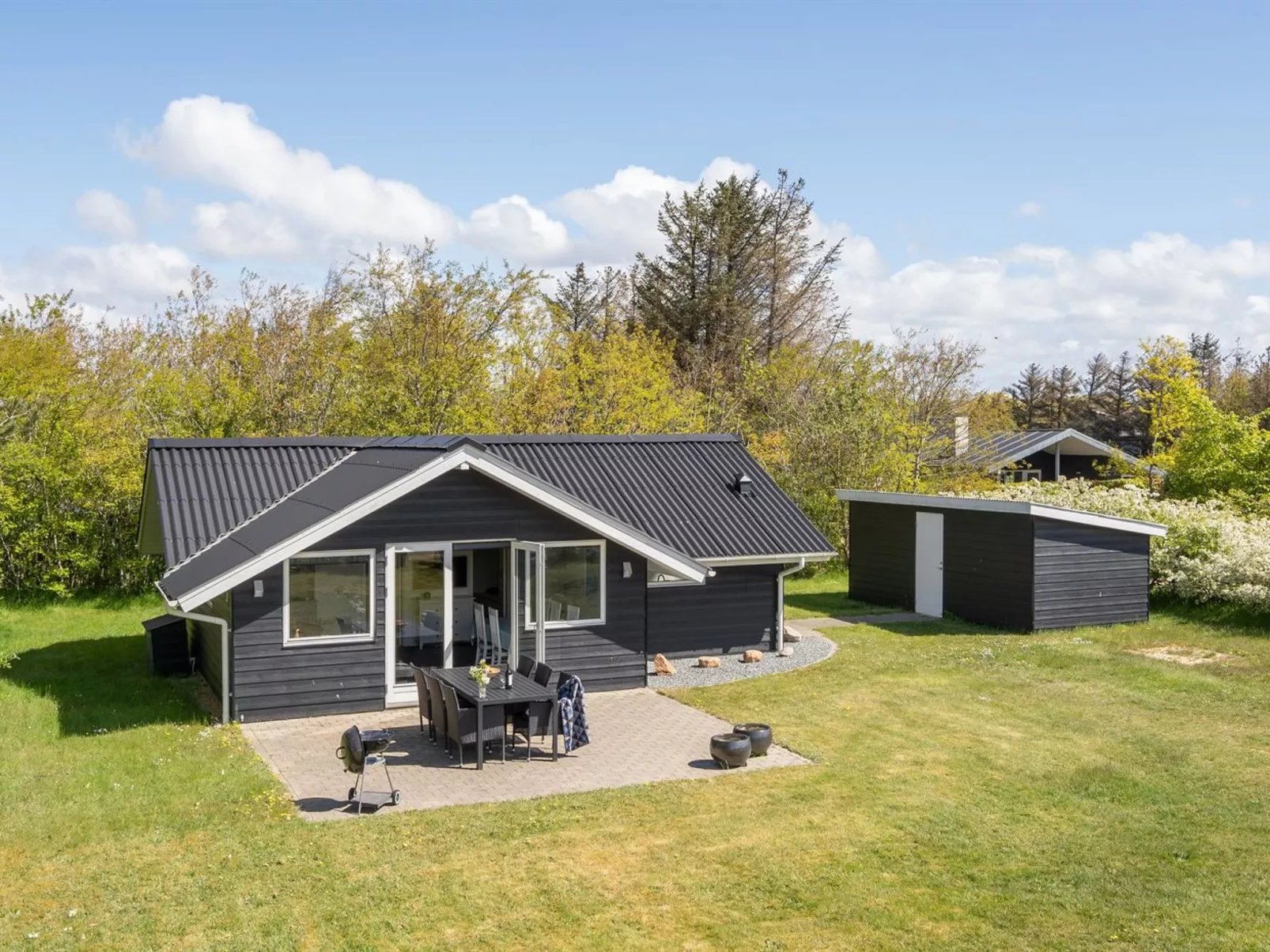 "Ingward" - 300m to the fjord