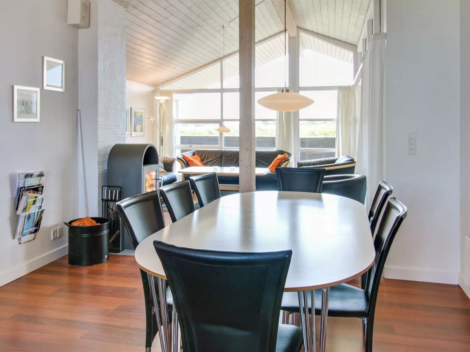 "Thrugils" - 800m from the sea