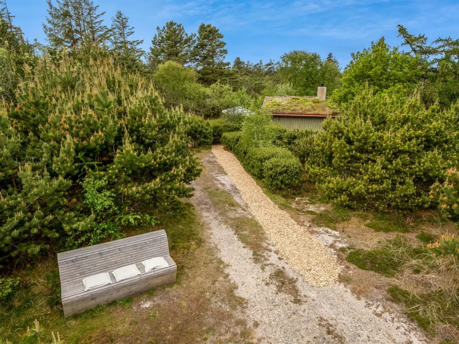 "Sisko" - 800m from the sea