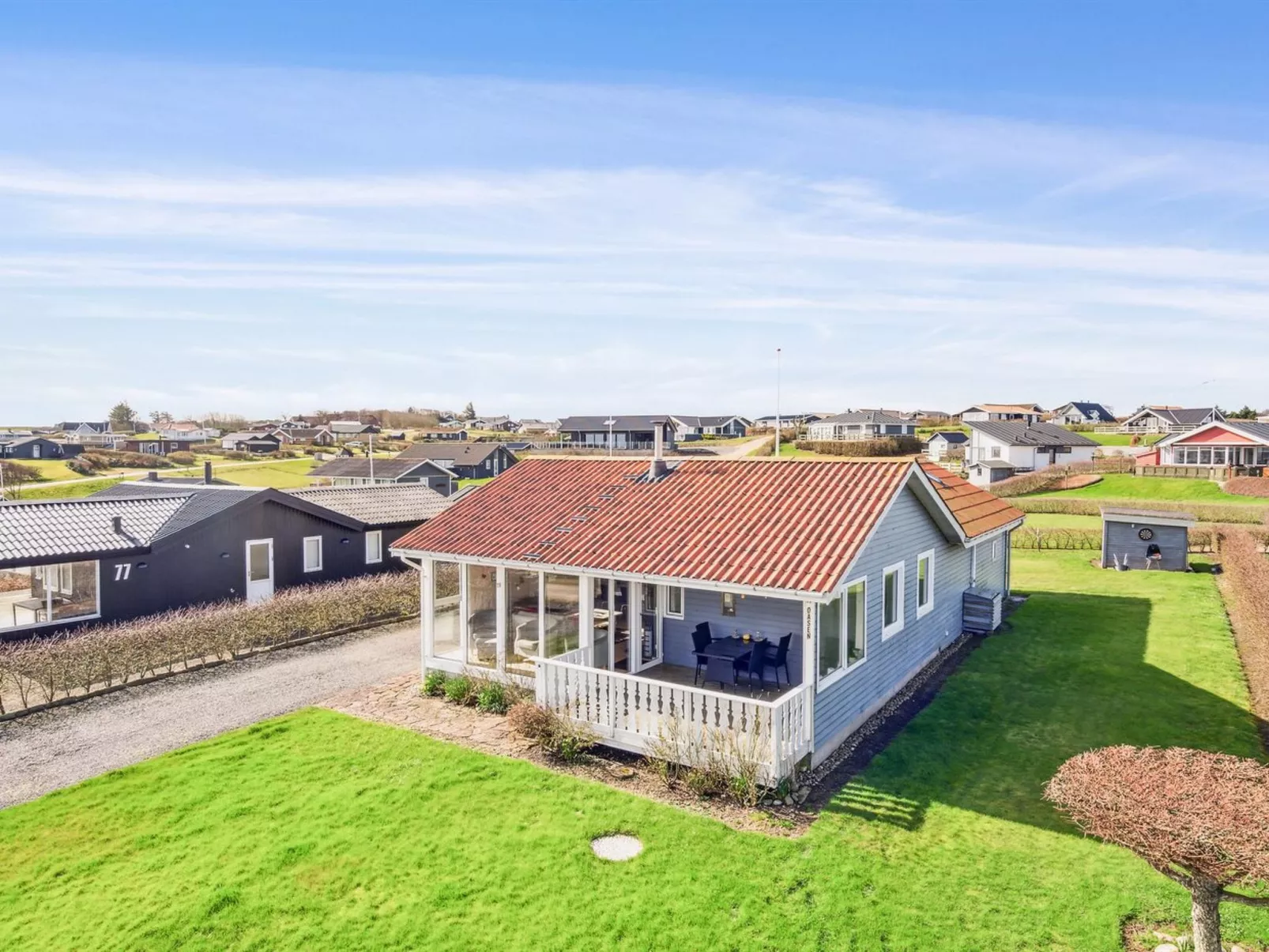 "Ormar" - 100m to the fjord