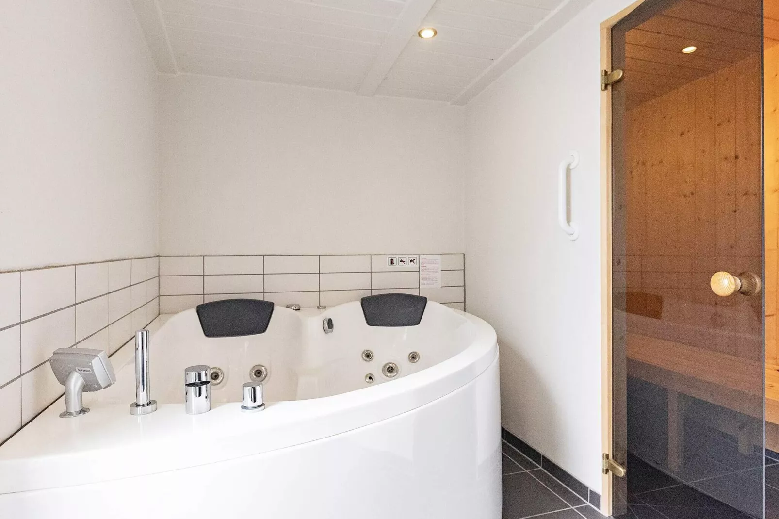8 person holiday home in Ebberup-By Traum-Spa