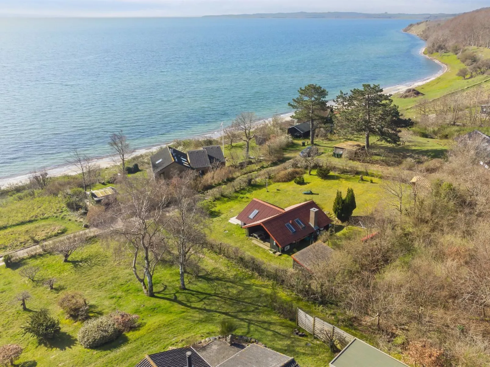 "Asel" - 25m from the sea