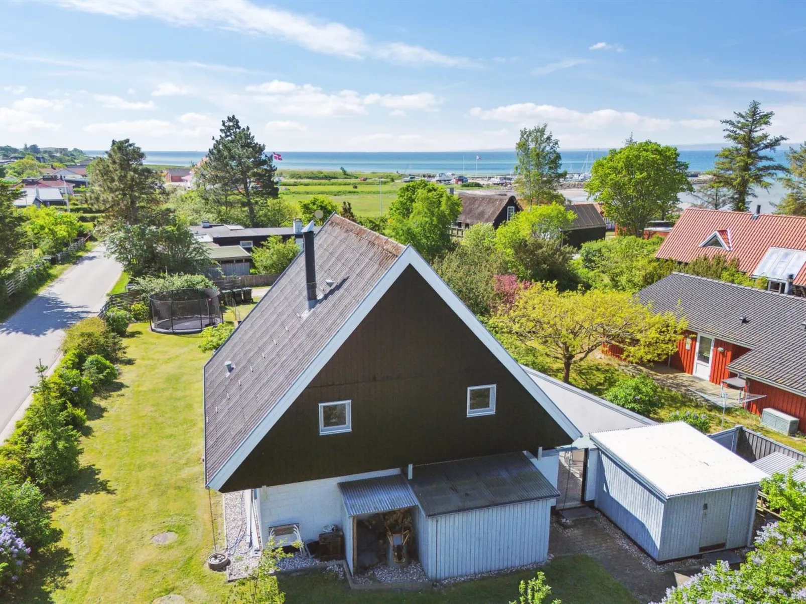 "Eikka" - 100m from the sea