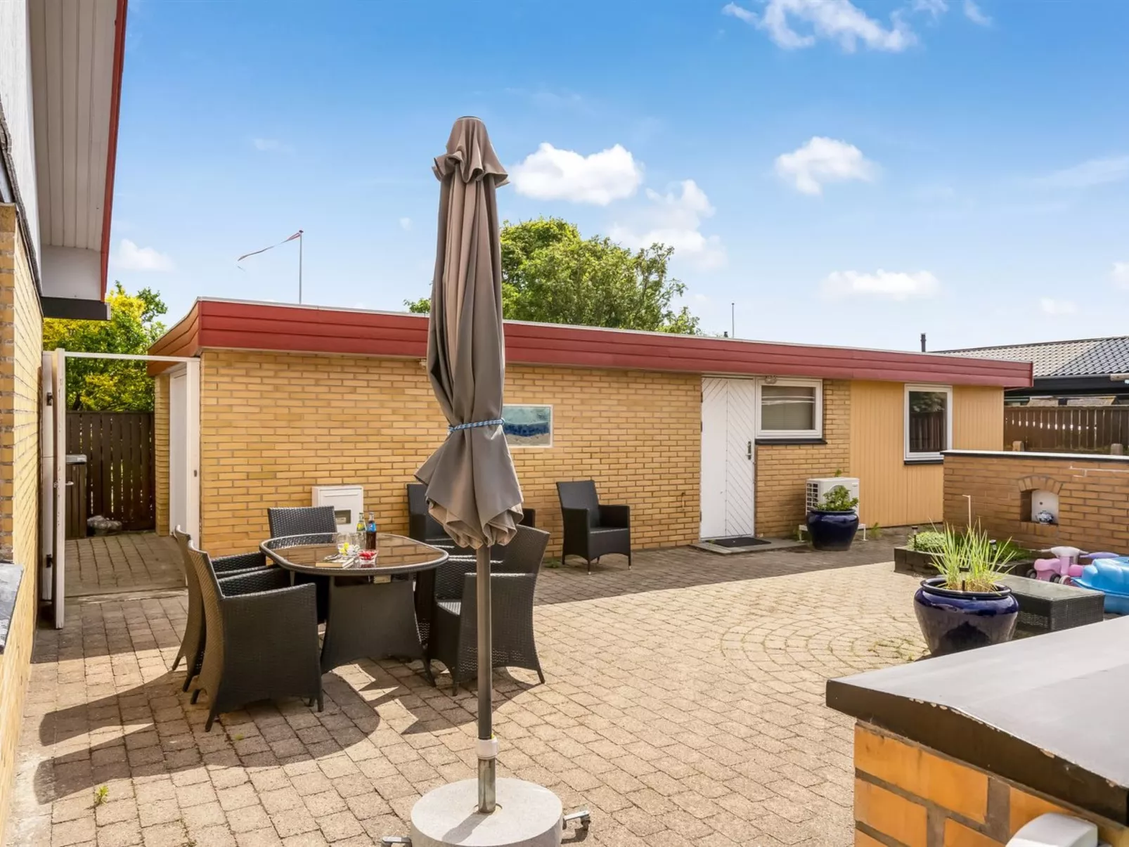 "Elika" - 1.5km from the sea