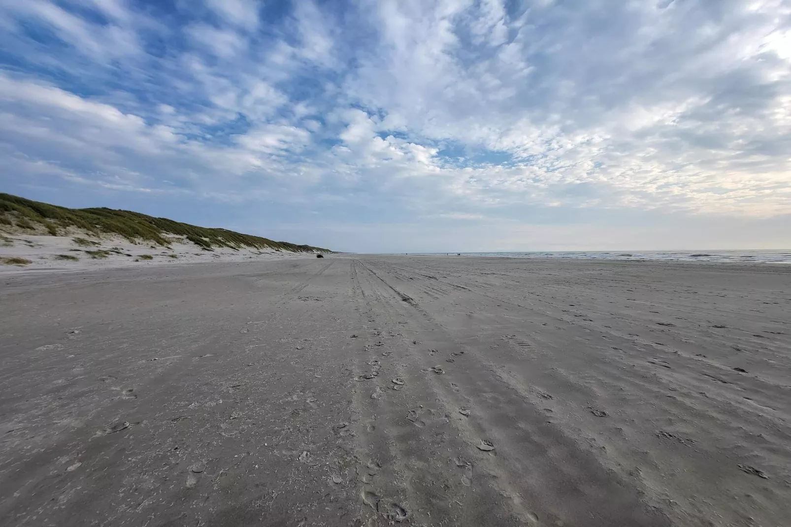 Family Holiday Home by North Sea-Untagged