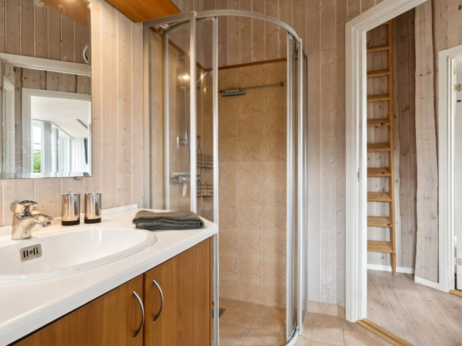 "Annrike" - 175m to the fjord