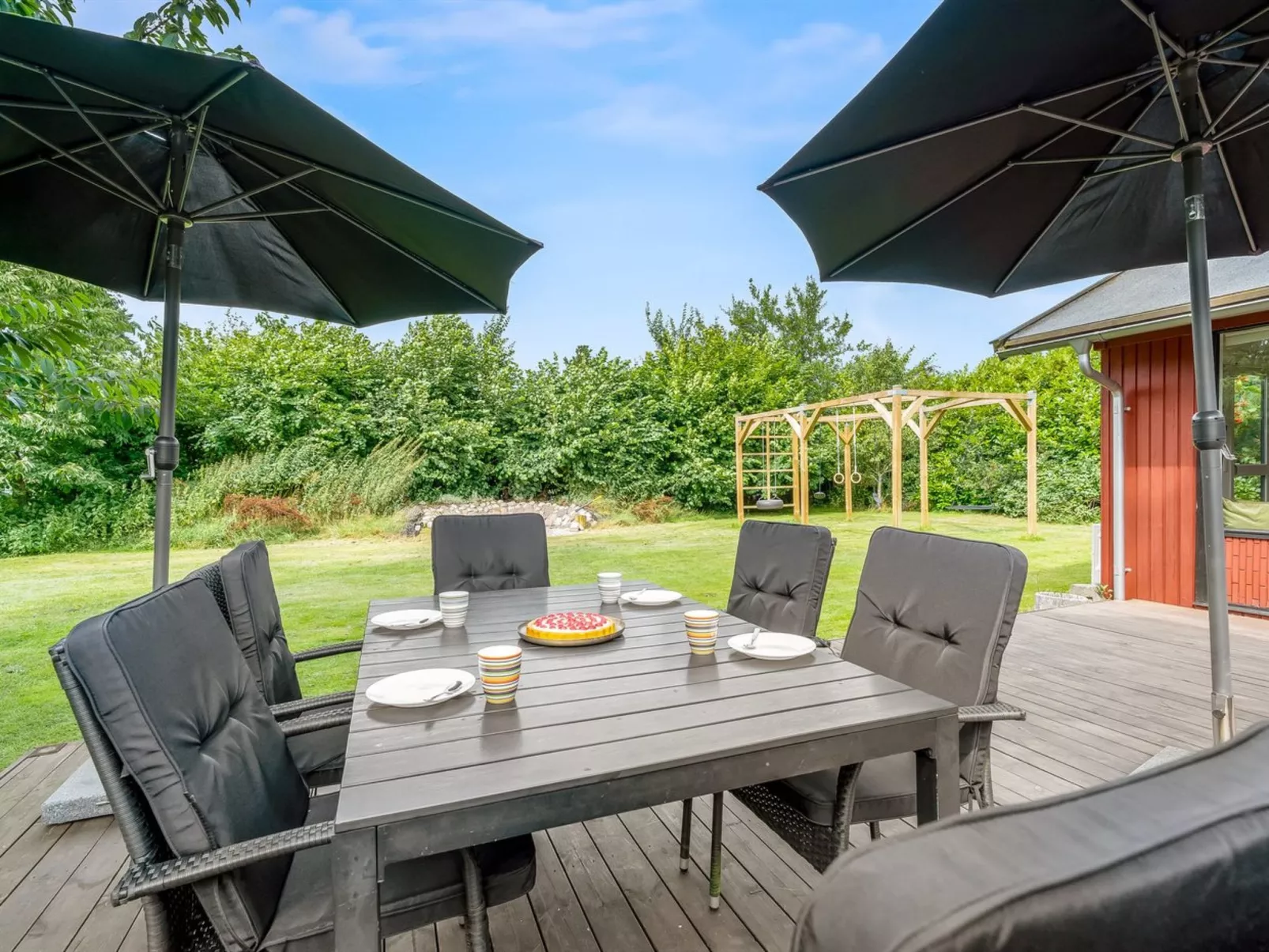 "Vickie" - 600m from the sea