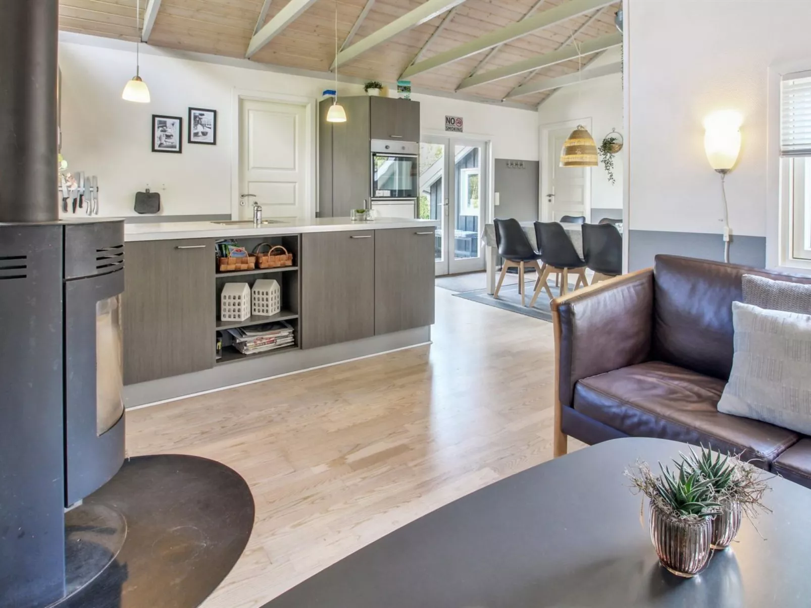 "Nedelko" - 30km from the sea