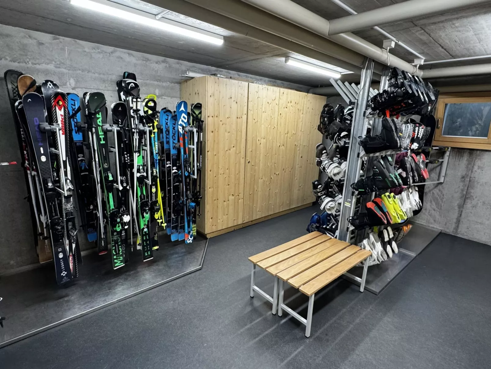 Chalet Lenk Dänk App. 6-Drinnen