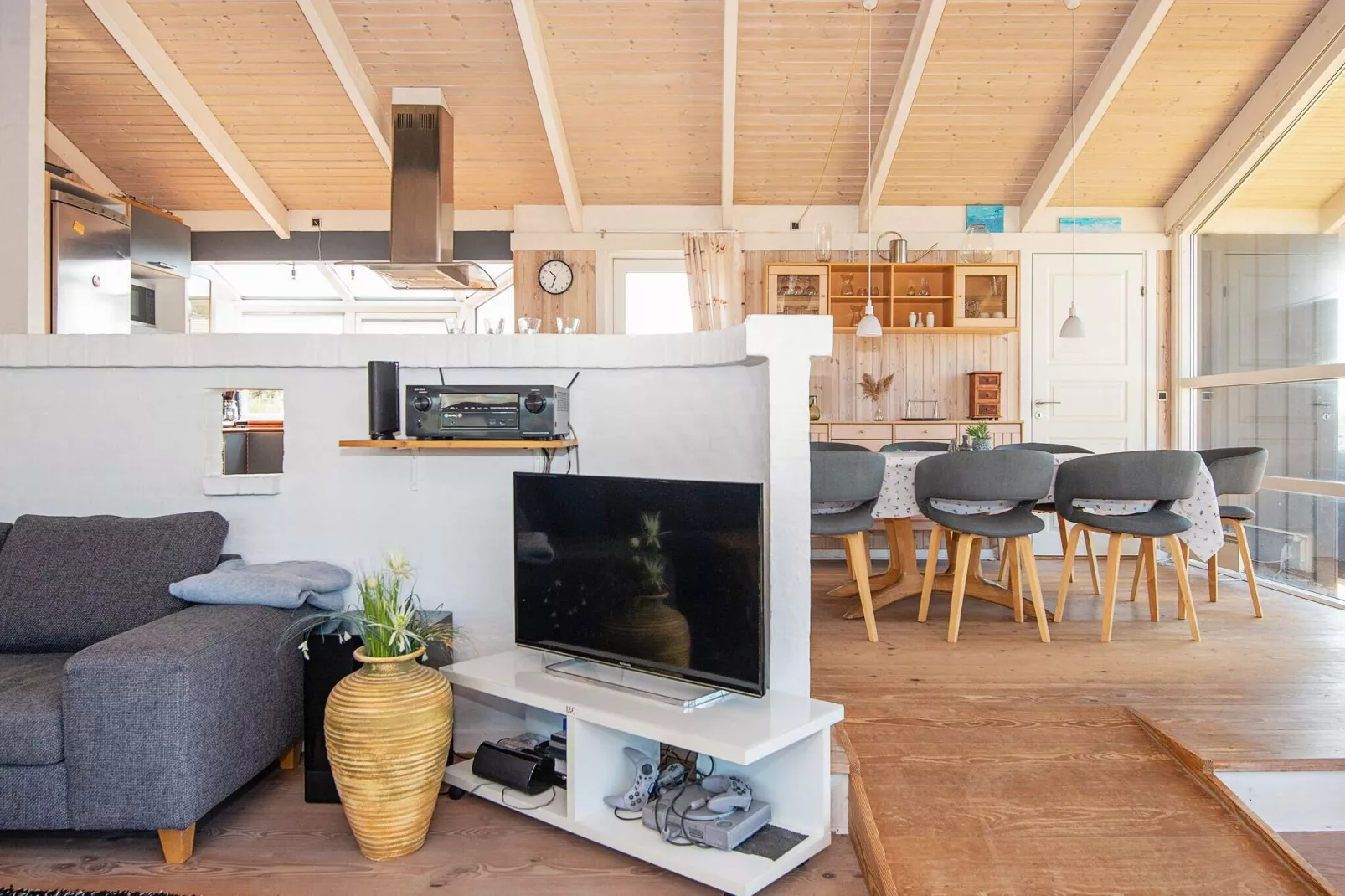 9 person holiday home in Ringkøbing-By Traum-Indoor