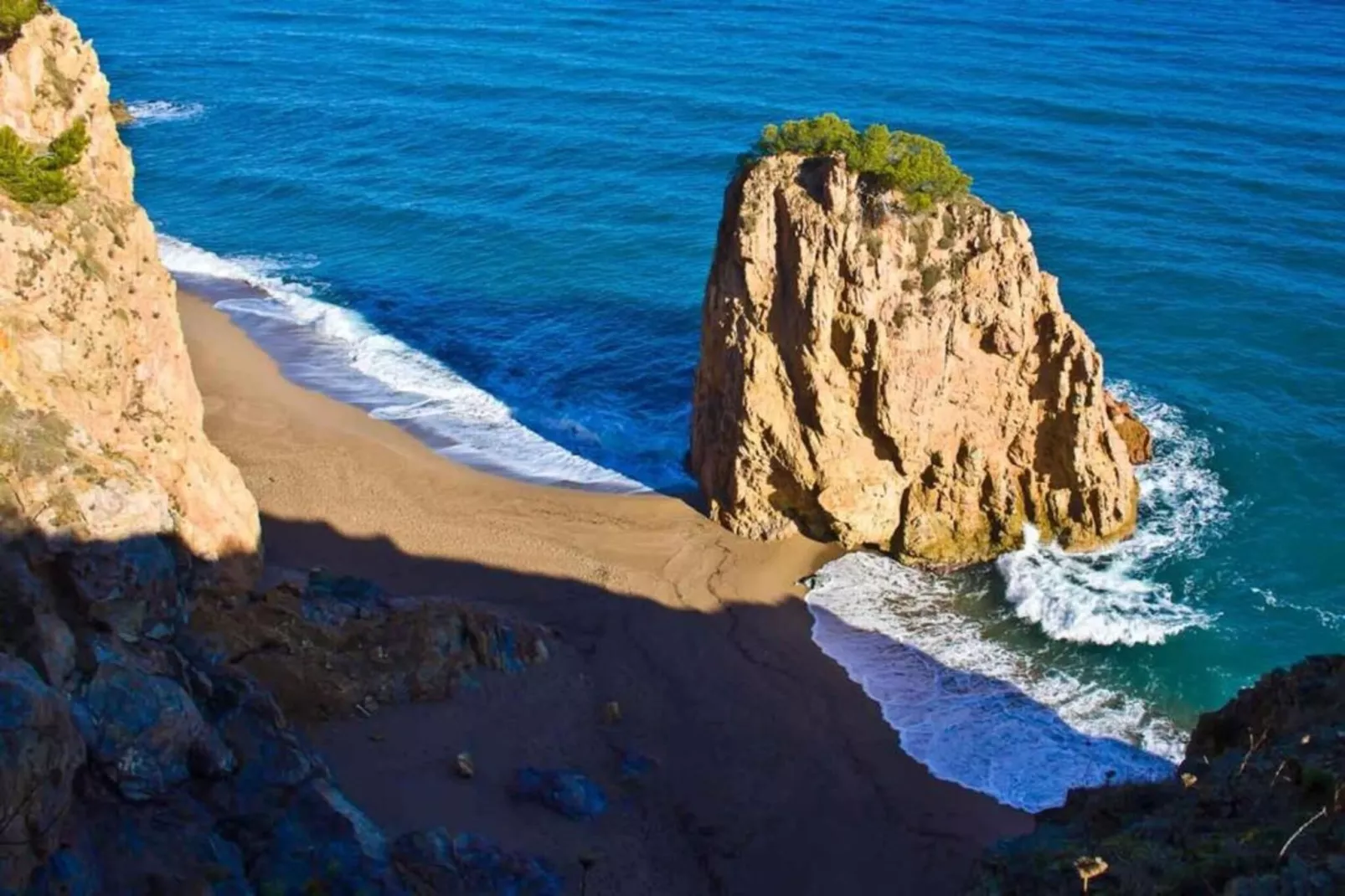 Medas 17-Areas within 5km in summer