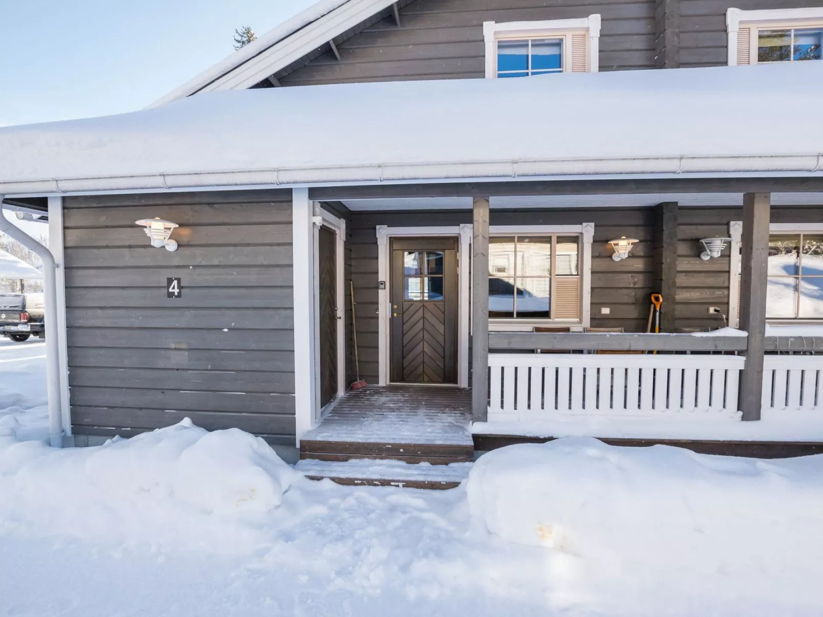 Aurinko-saaga 4 paritalo