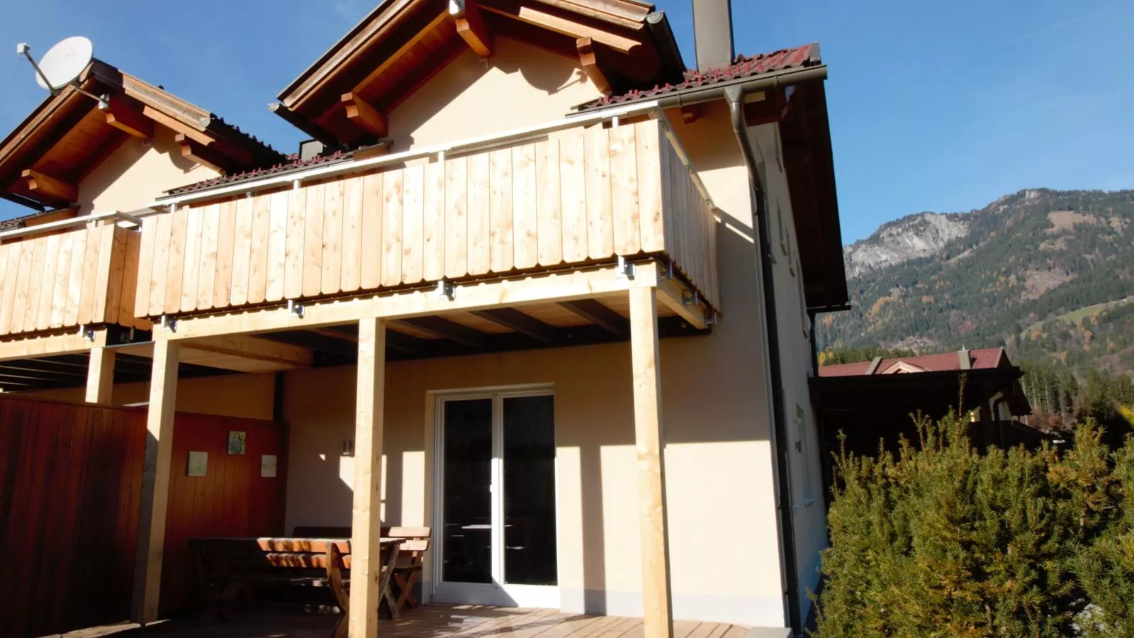 Kipaji 3-Terrace balcony