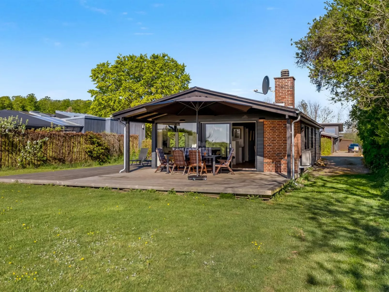 "Ørn" - 5m from the sea