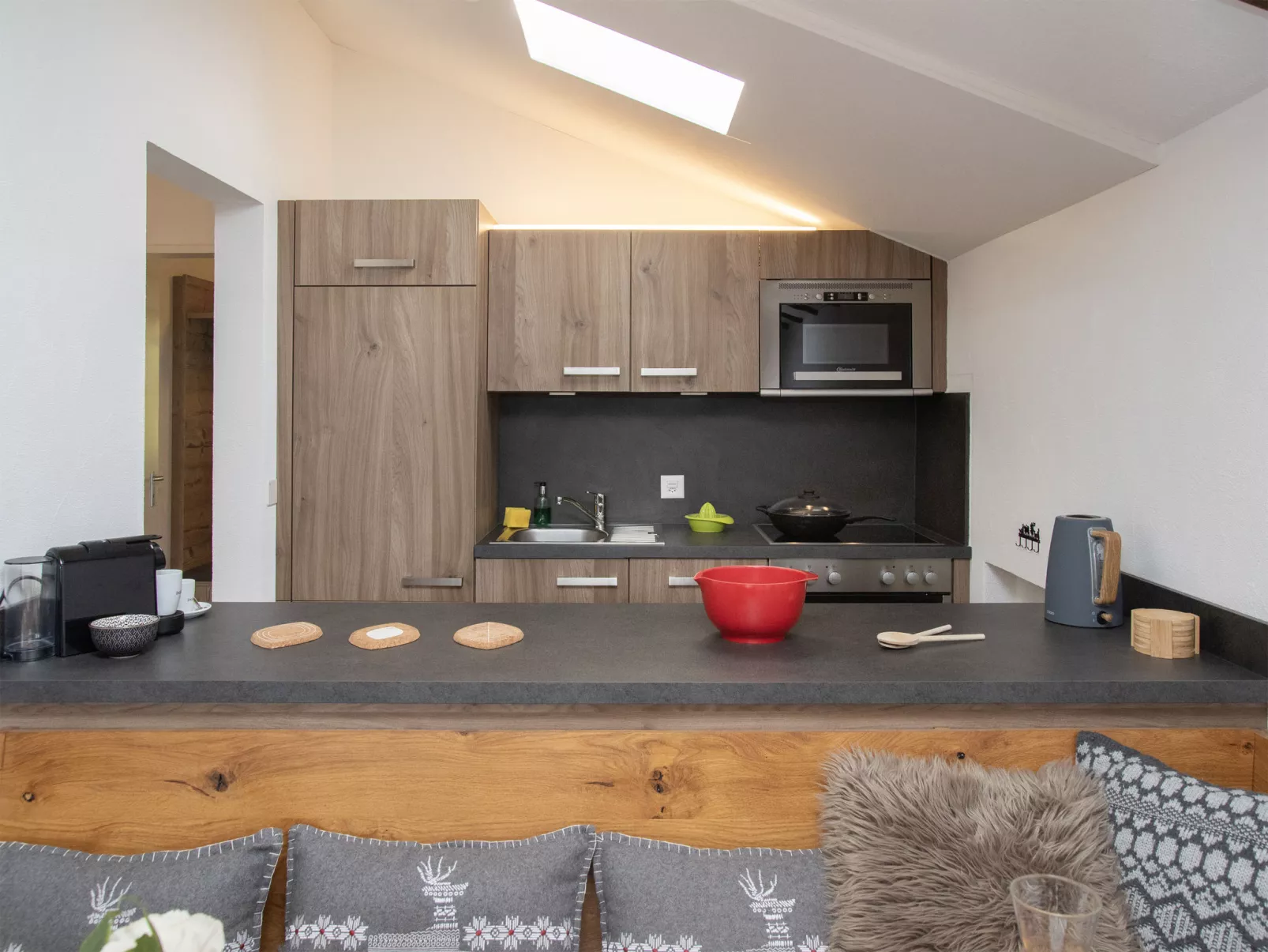 La Siala Apt.28-Inside