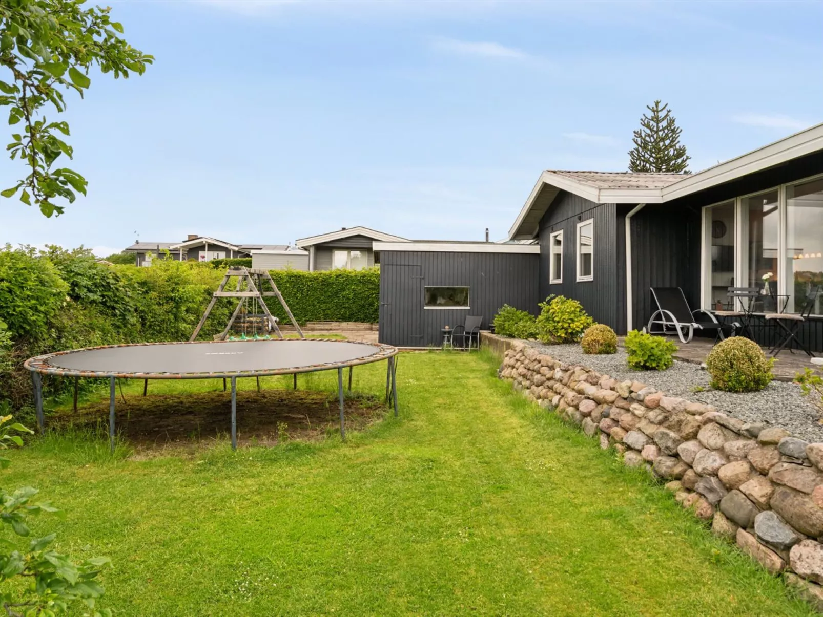 "Eweline" - 400m from the sea