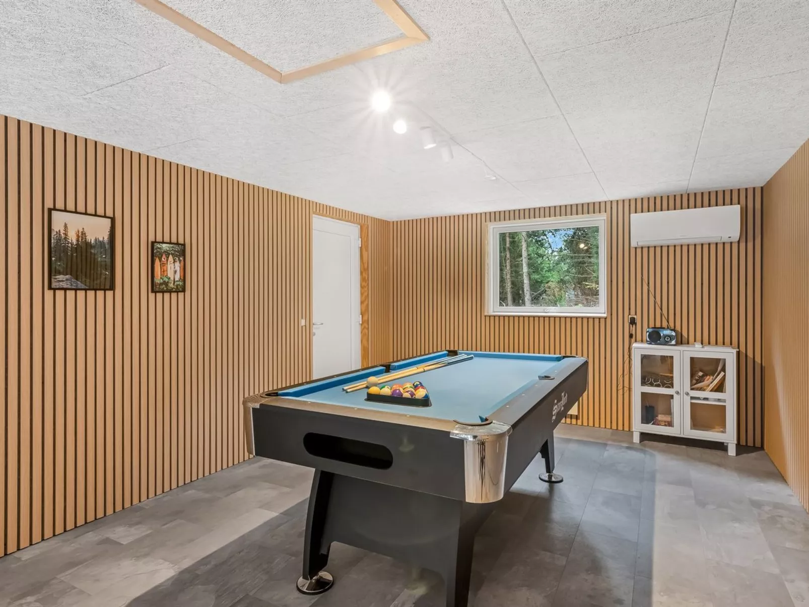 "Batsha" - 1.7km from the sea