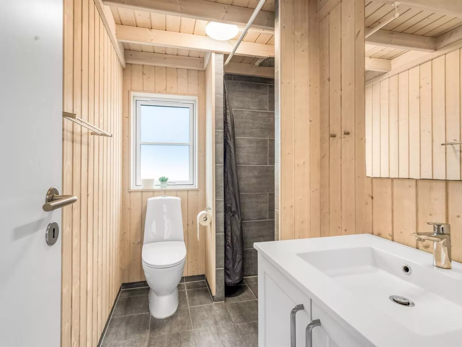 "Bernadine" - 500m from the sea