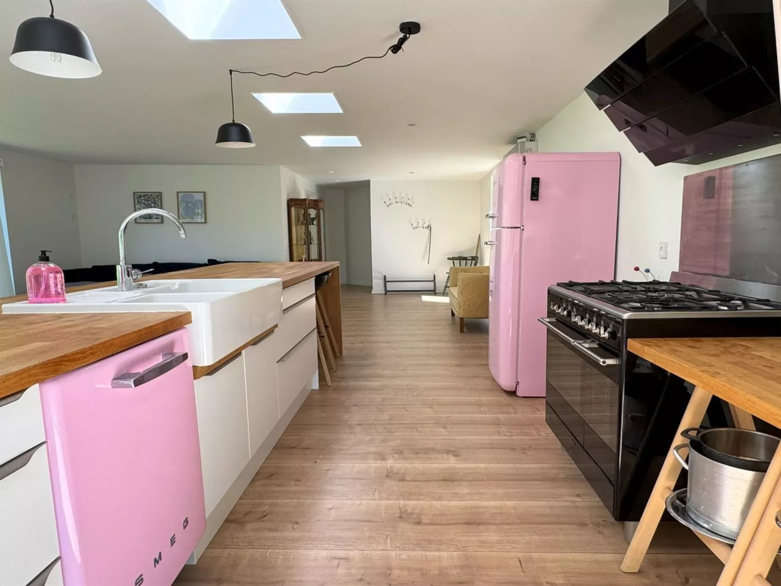 "Albina" - 650m from the sea