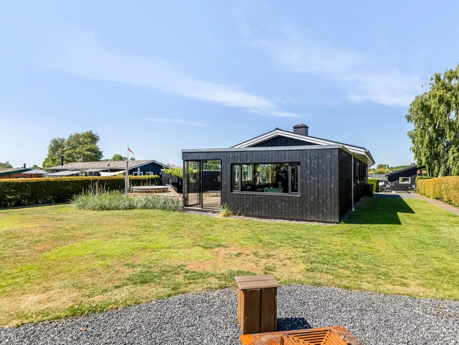 "Tecumseh" - 300m from the sea