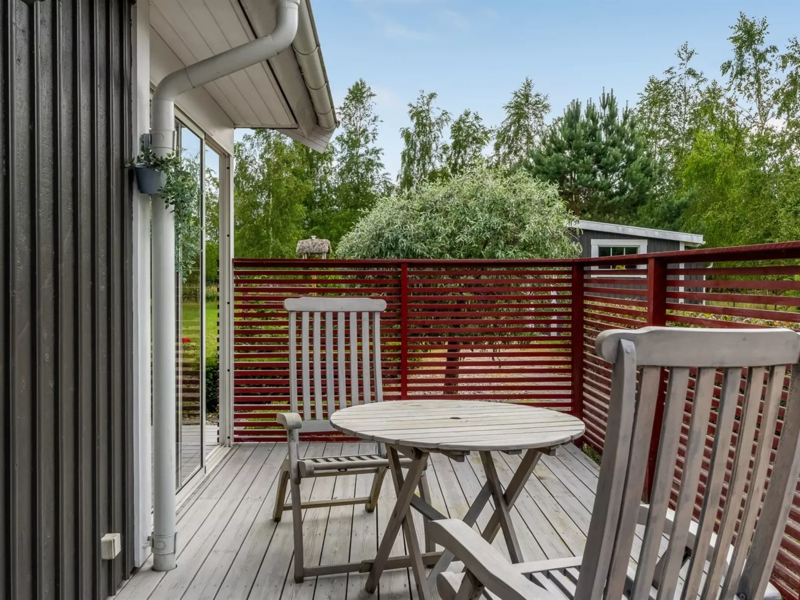 "Thine" - 800m from the sea