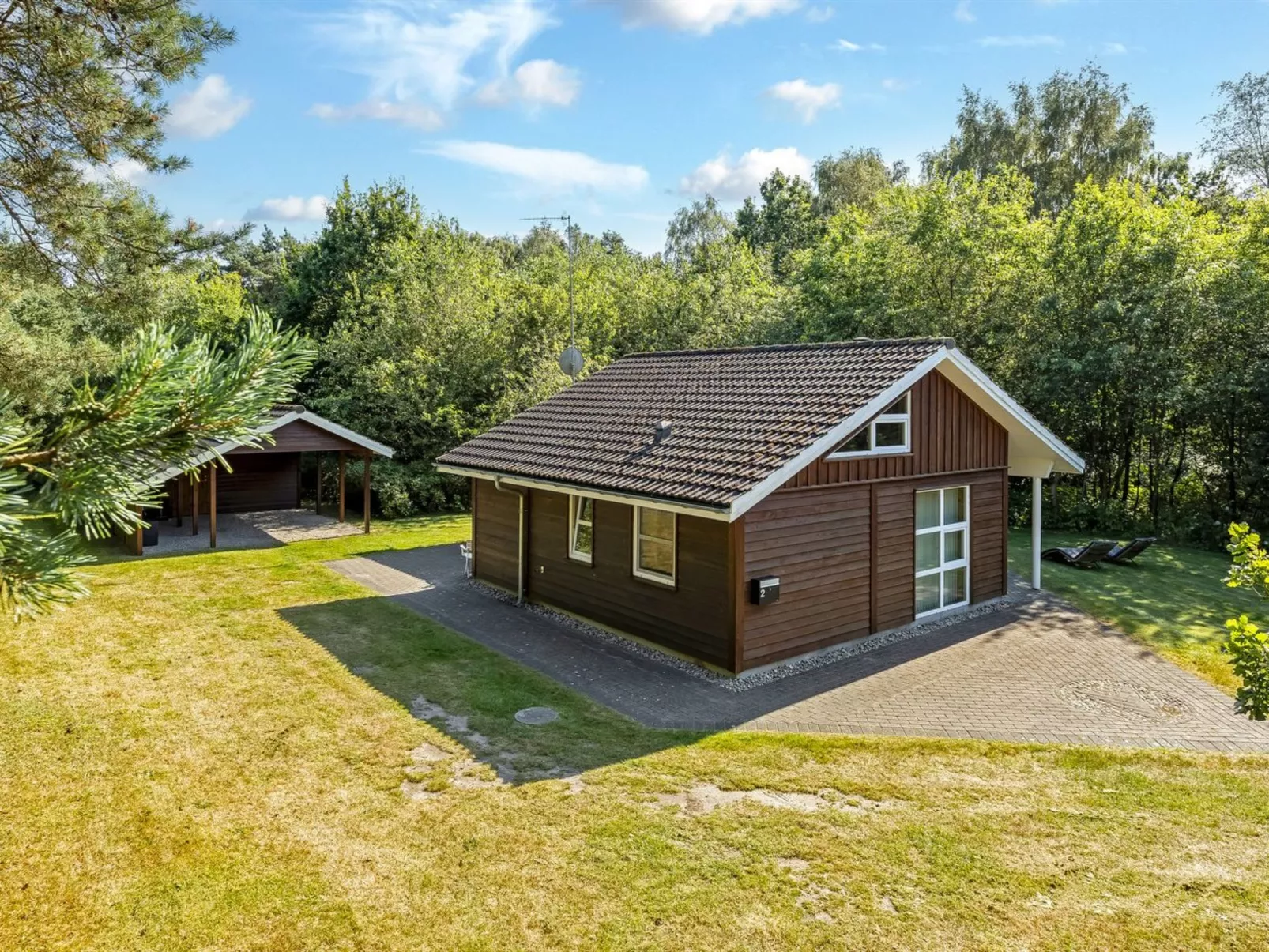 "Angantir" - 4.8km from the sea